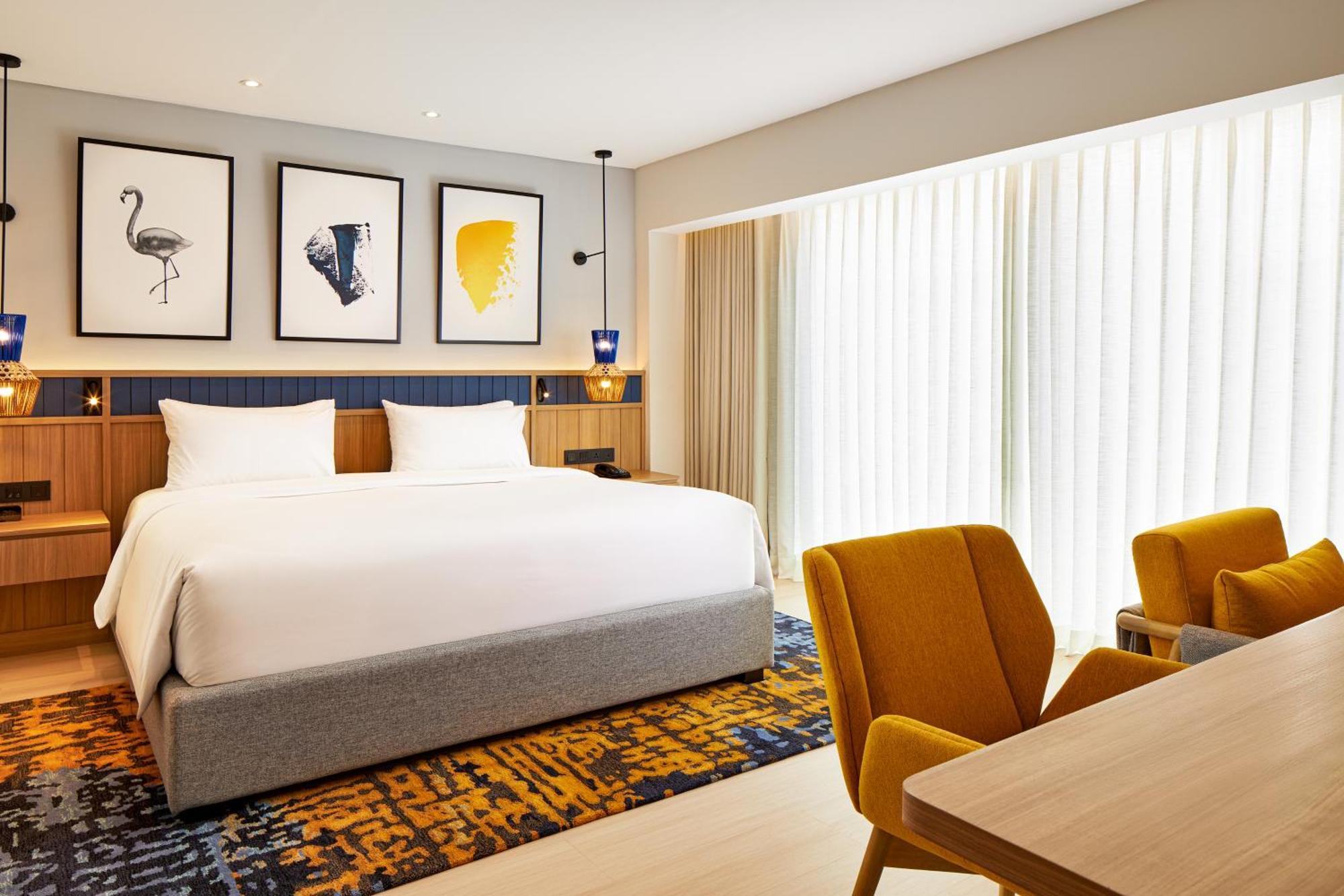 Deluxe King Room