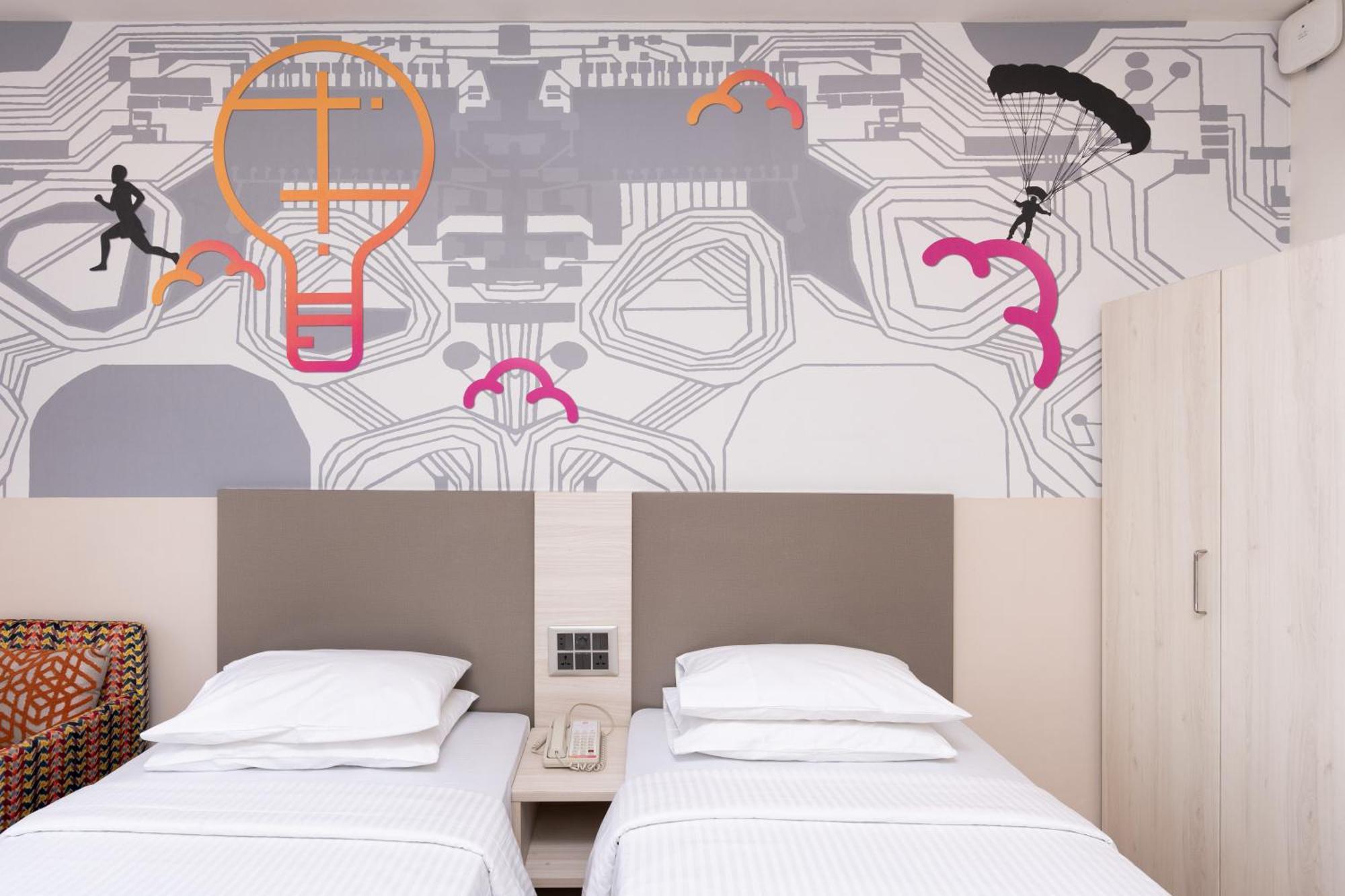 D-Luxe Twin Room