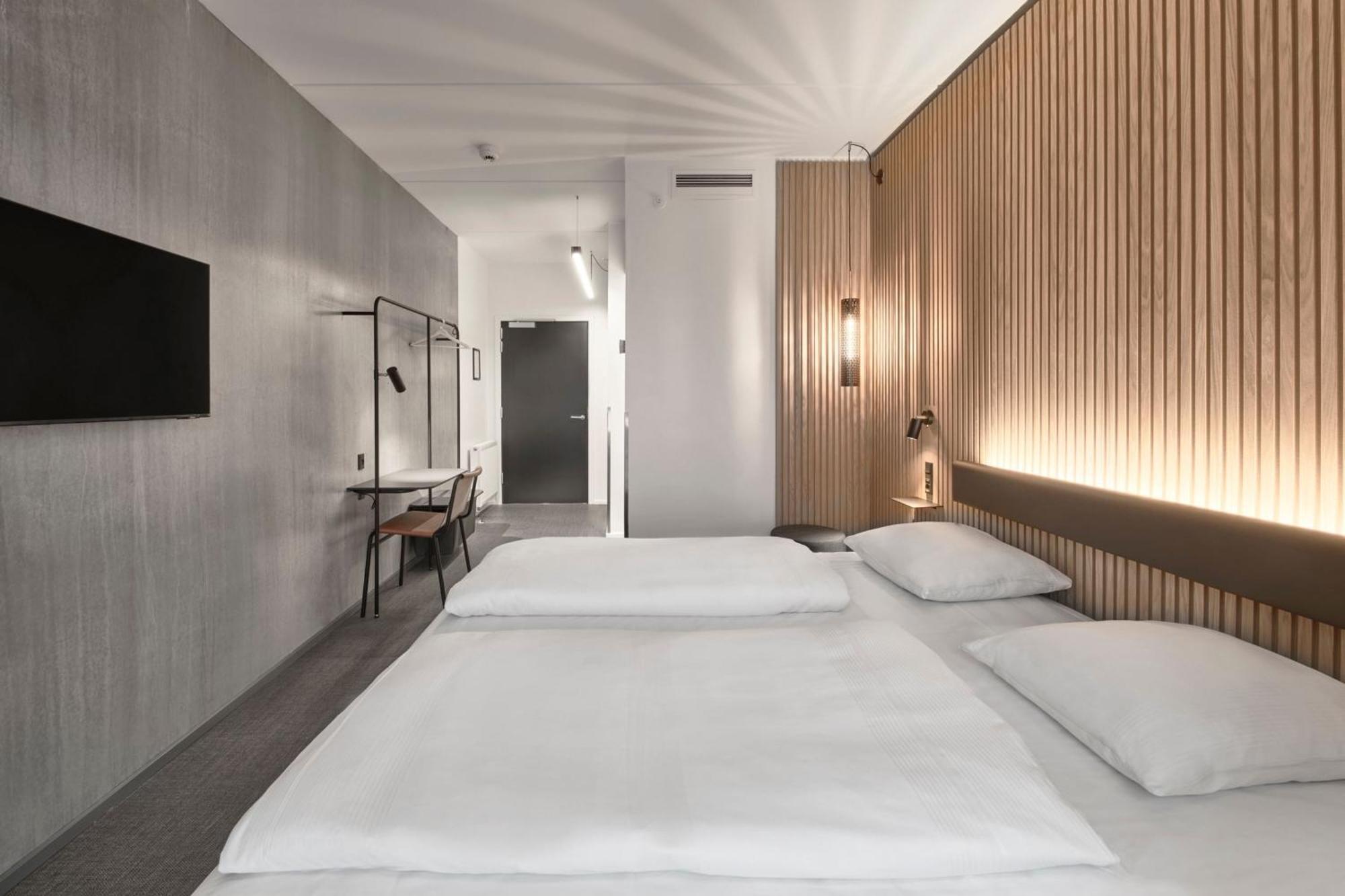 Standard Double King Room