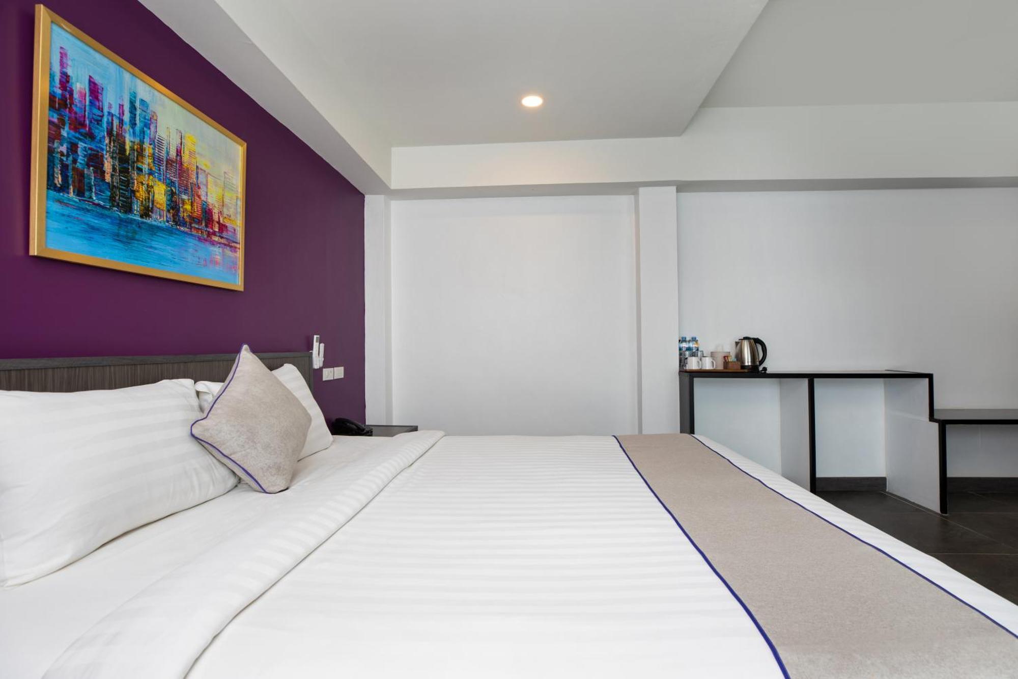 Premium King Room
