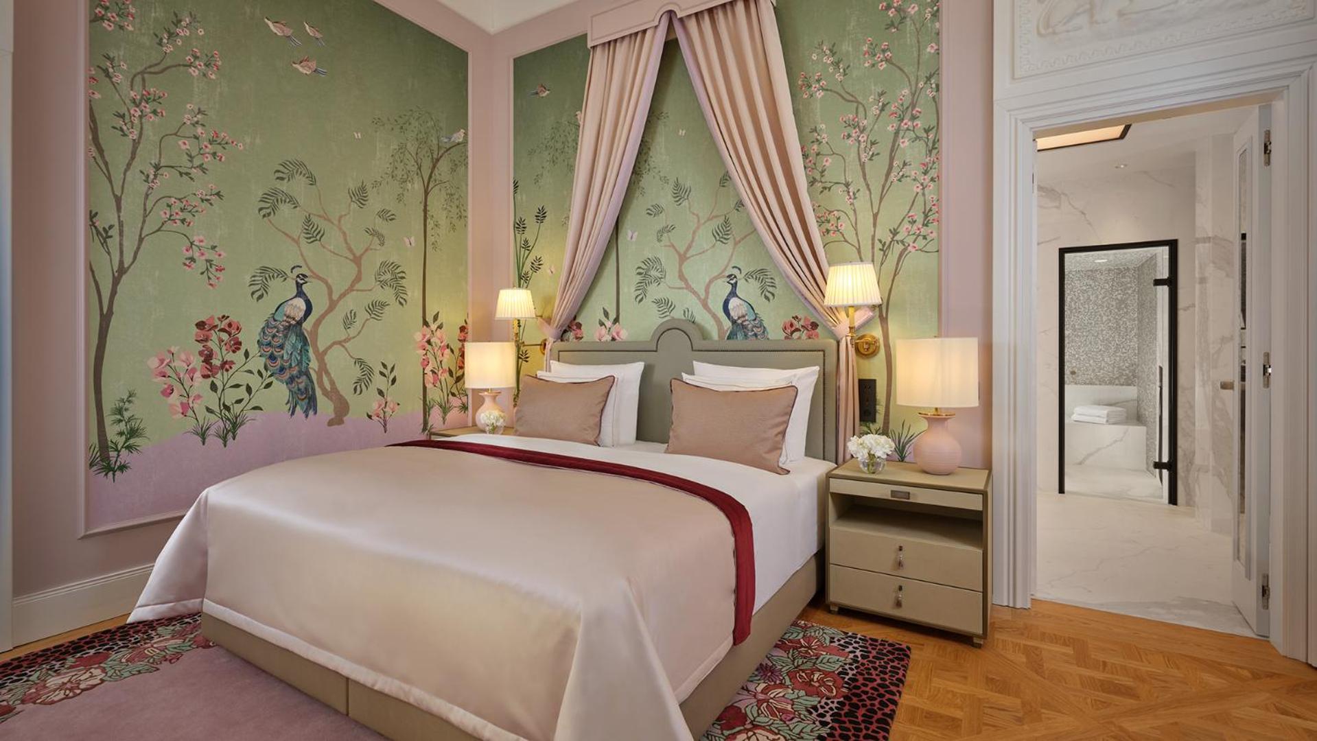 Queen’s Suite
