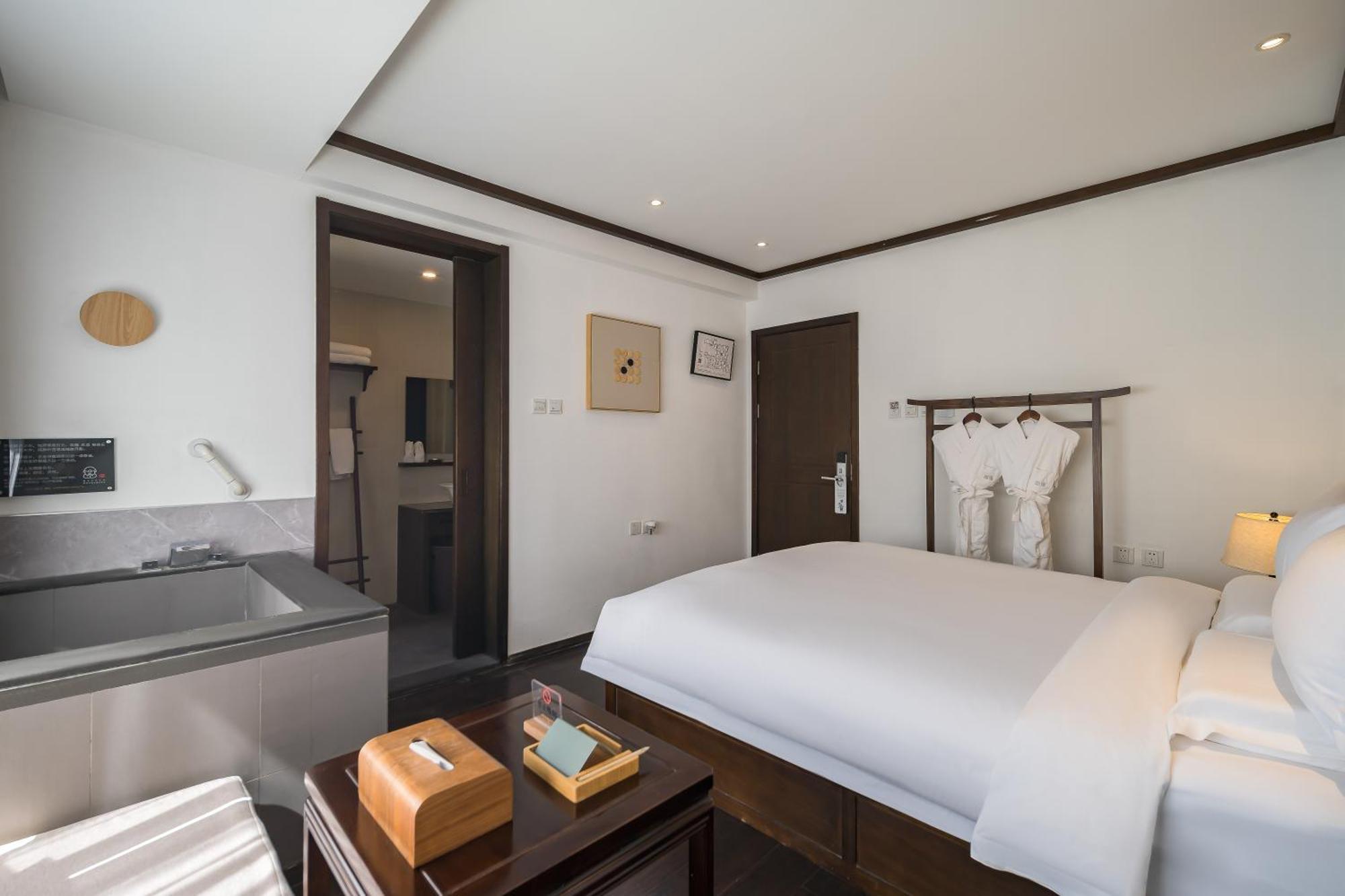 Double room (private hot spring bath)