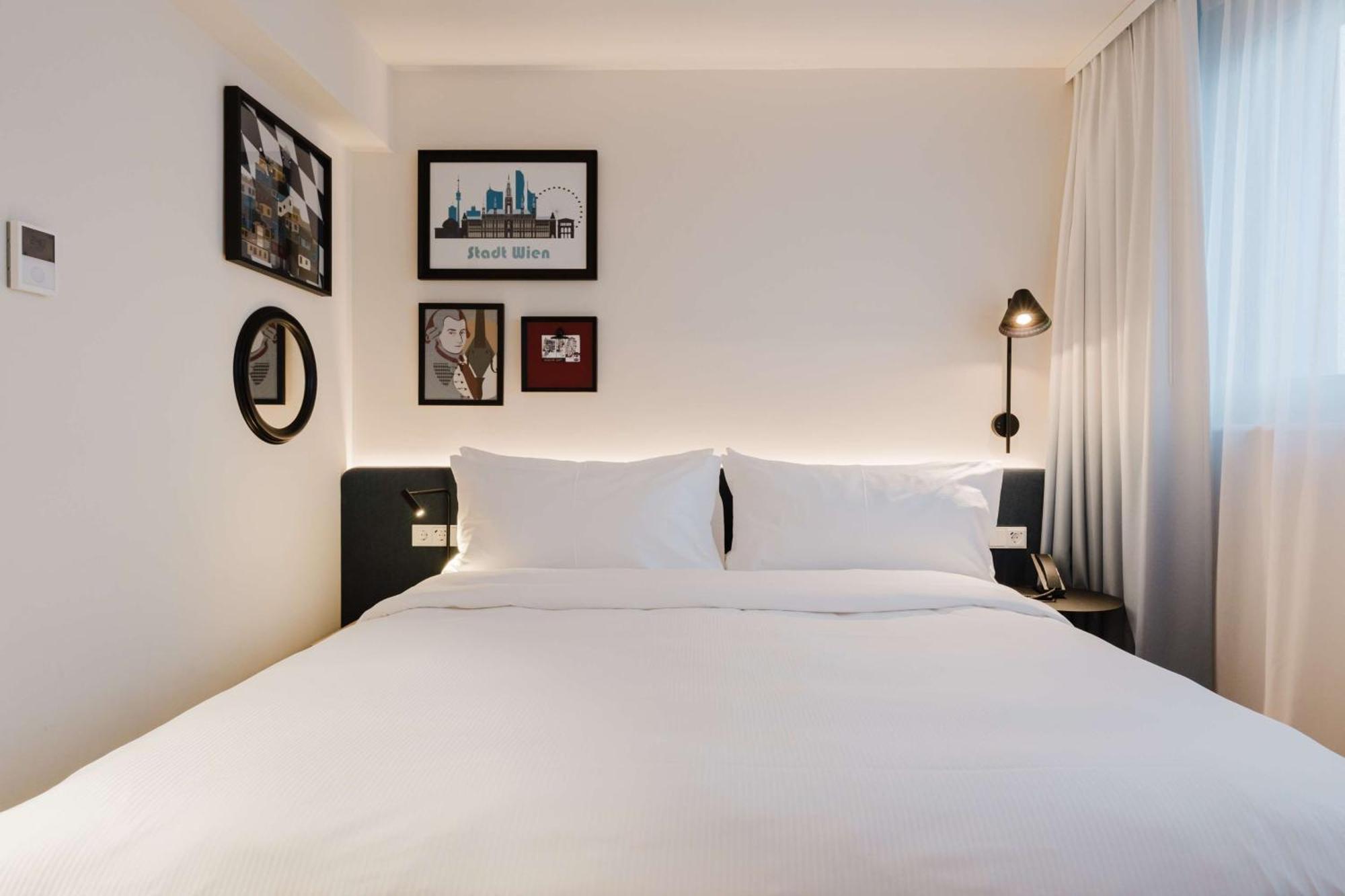 King Room with Sofa Bed