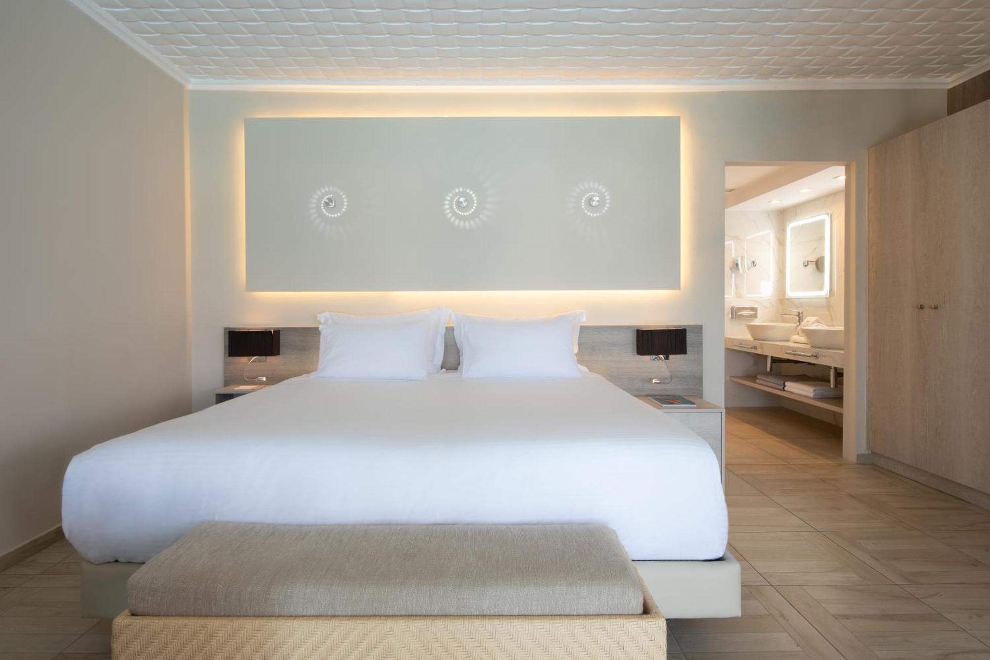 Suite with Private Pool