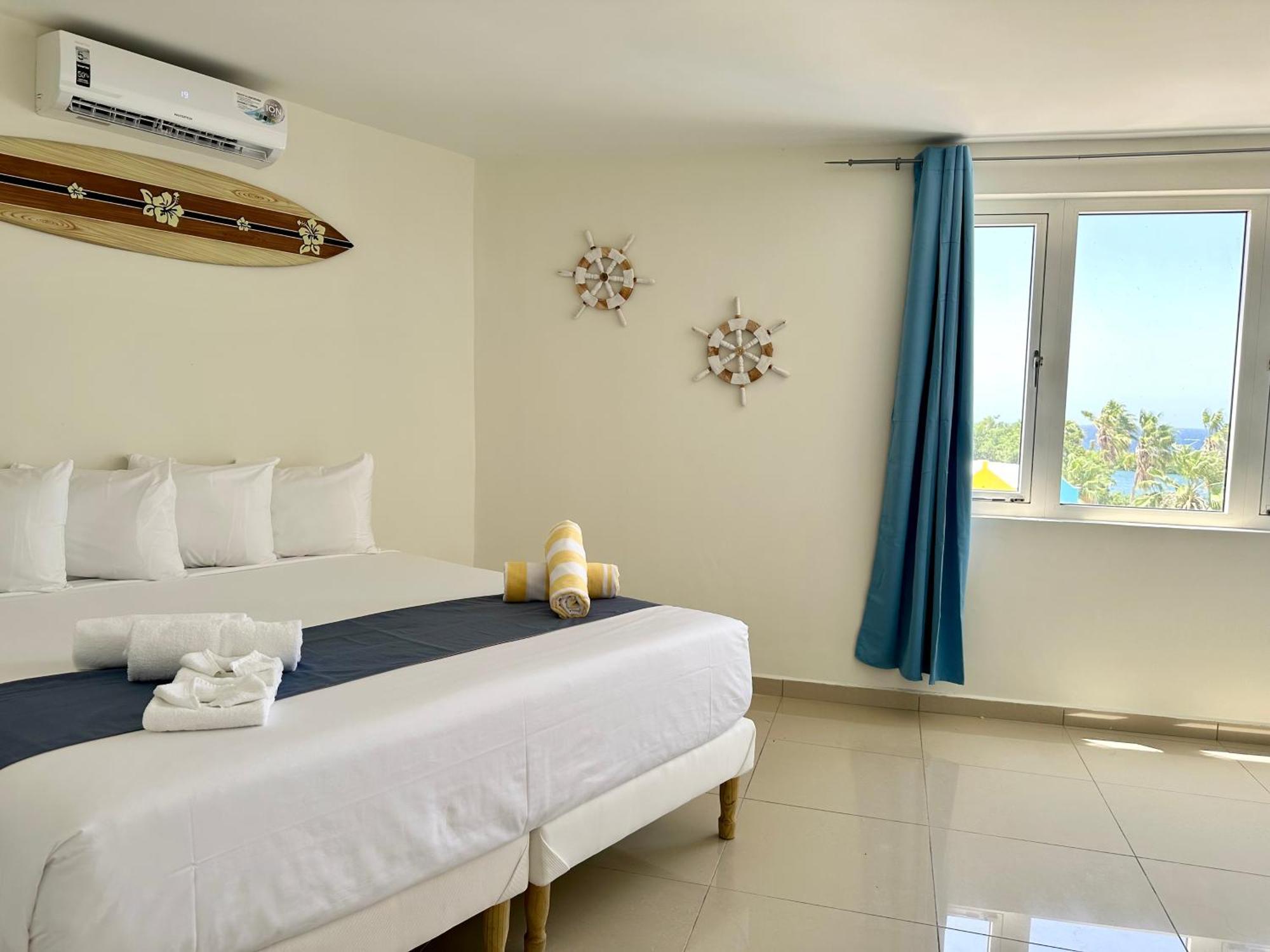 Four-Bedroom Presidential Suite with Sea View