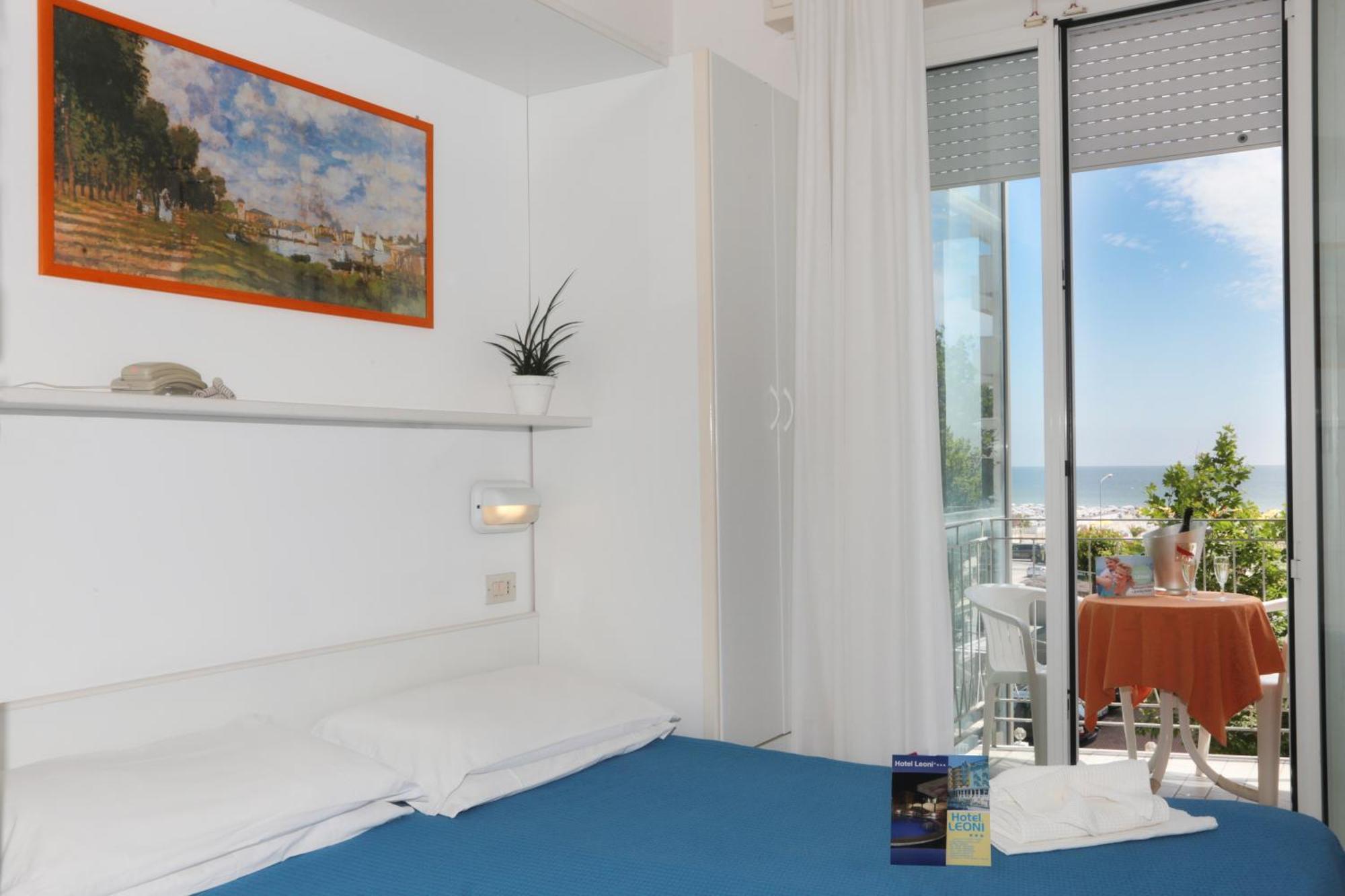 Double or Twin Room with Private Bathroom