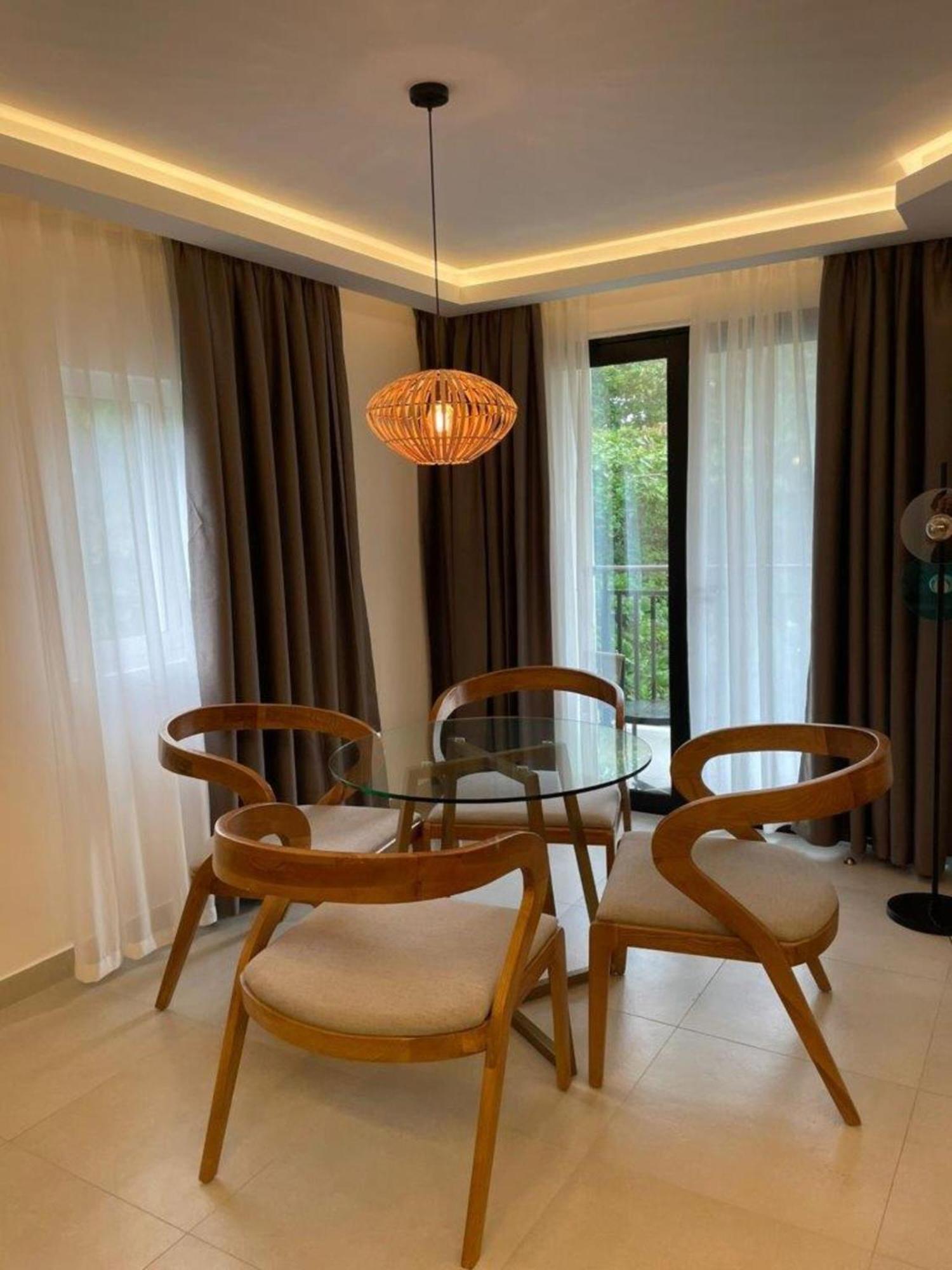 Signature Superior Garden