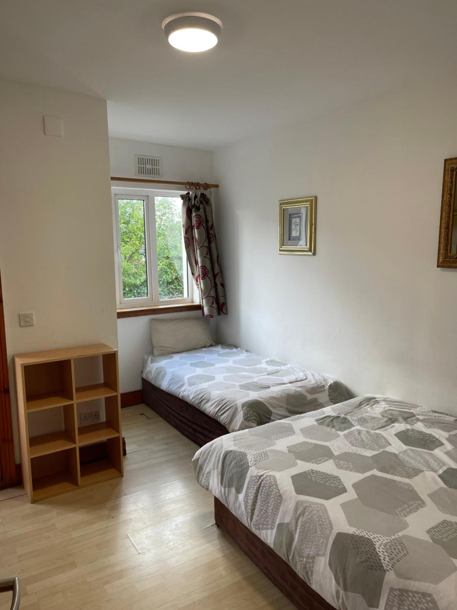 Triple Room with Private Bathroom