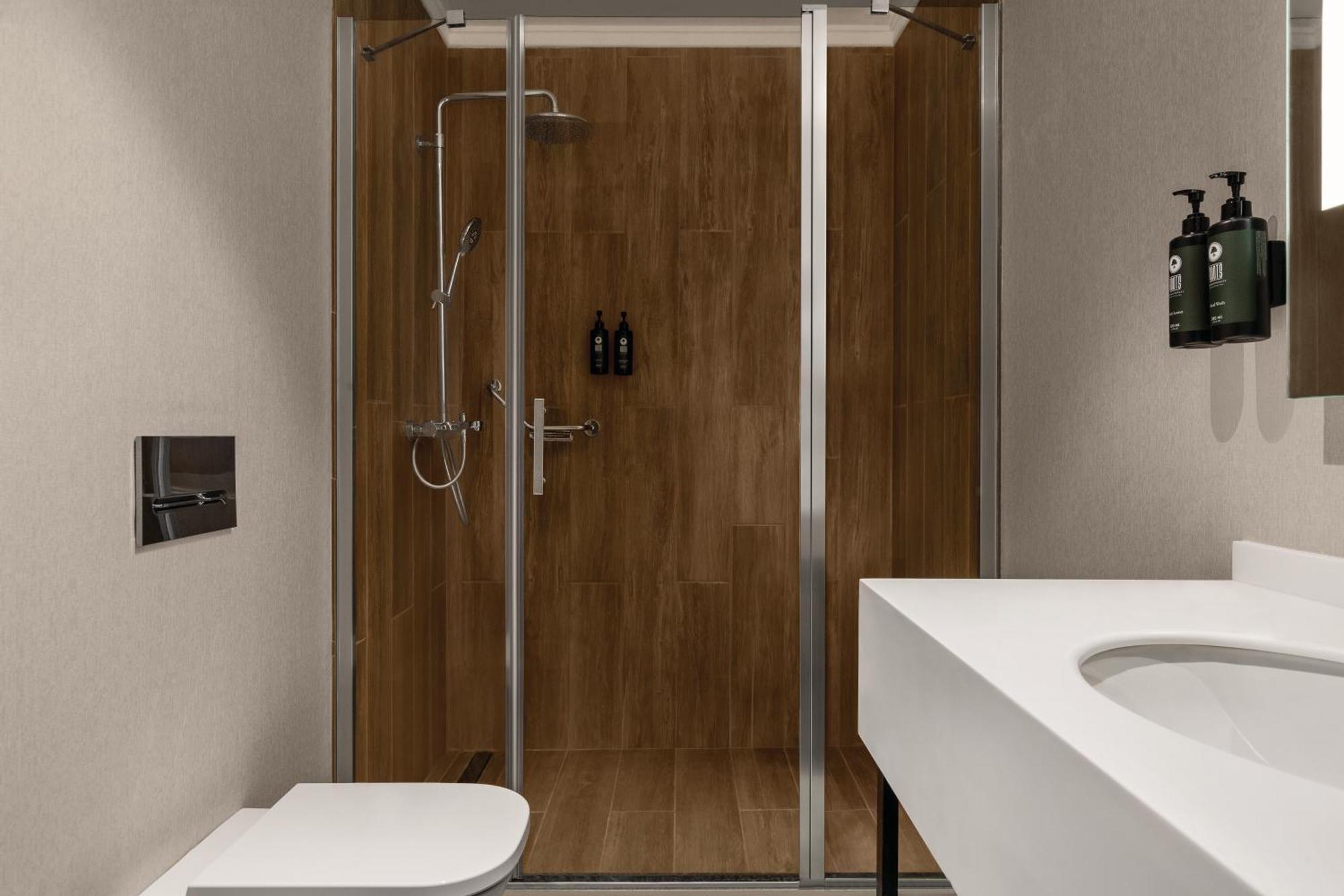 Deluxe Room with Balcony