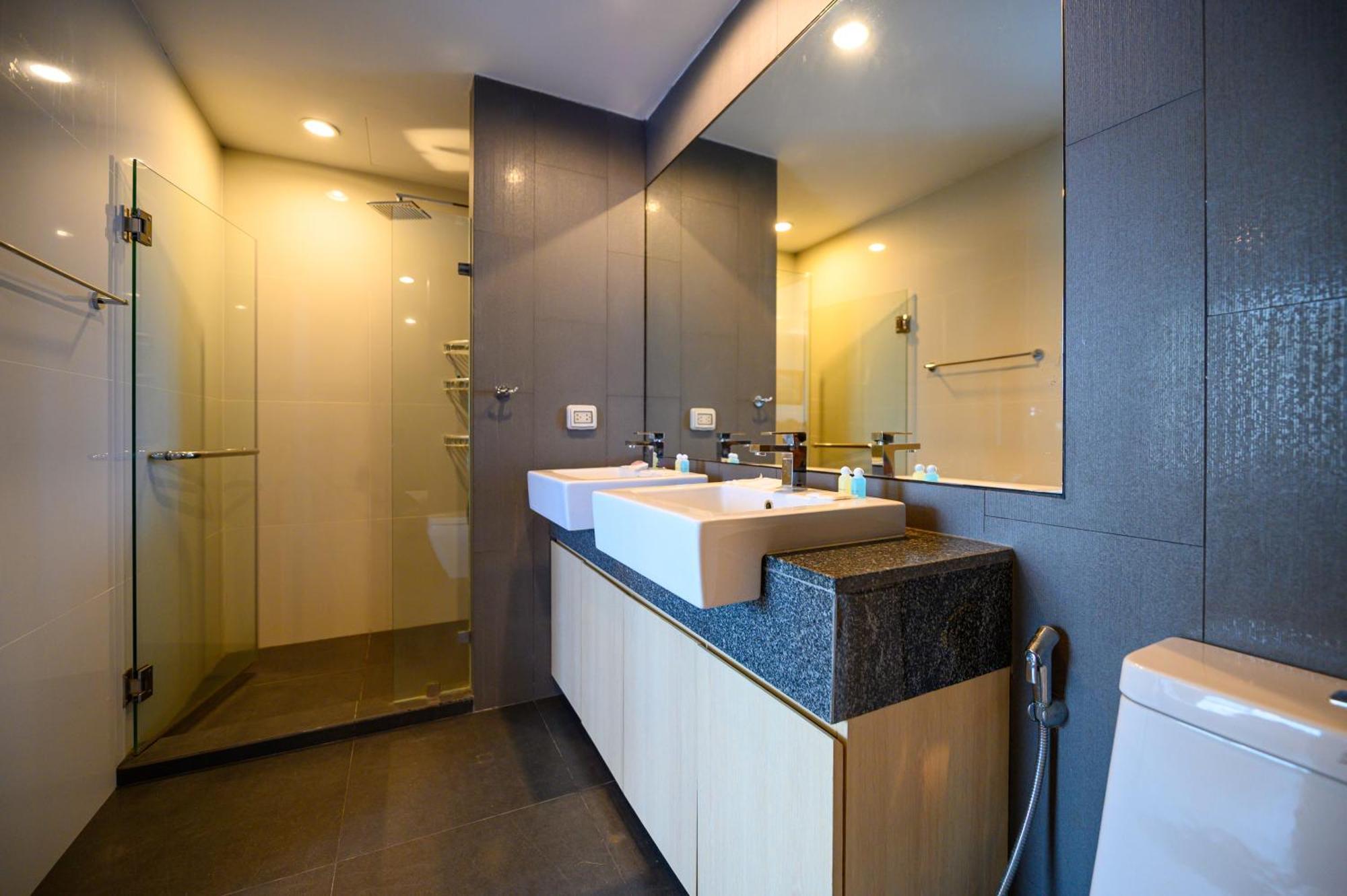 Three-Bedroom Apartment with Sea View