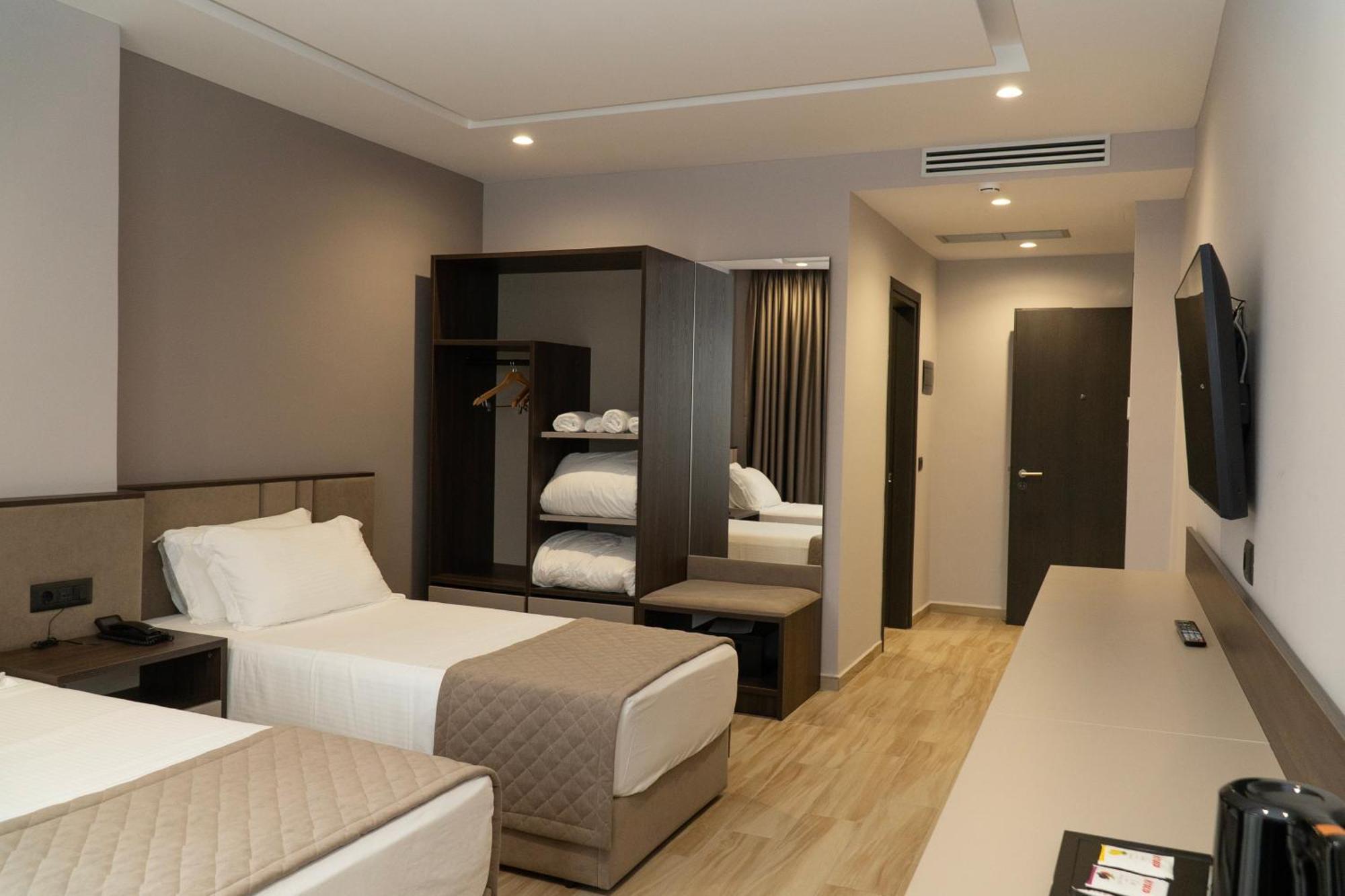Twin Room with City View