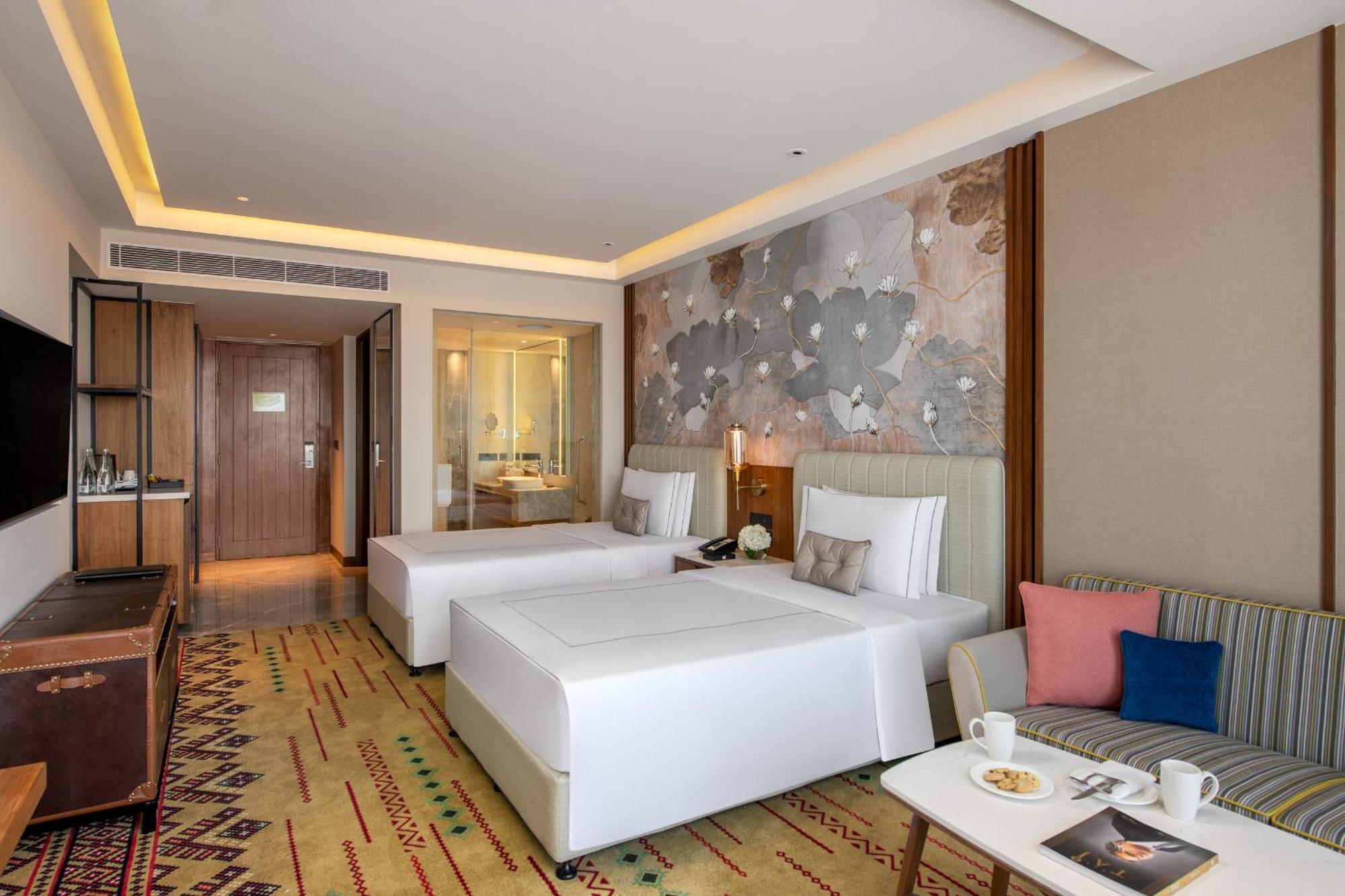 Grand Luxury Twin Room with 10% discount on food, beverages and spa