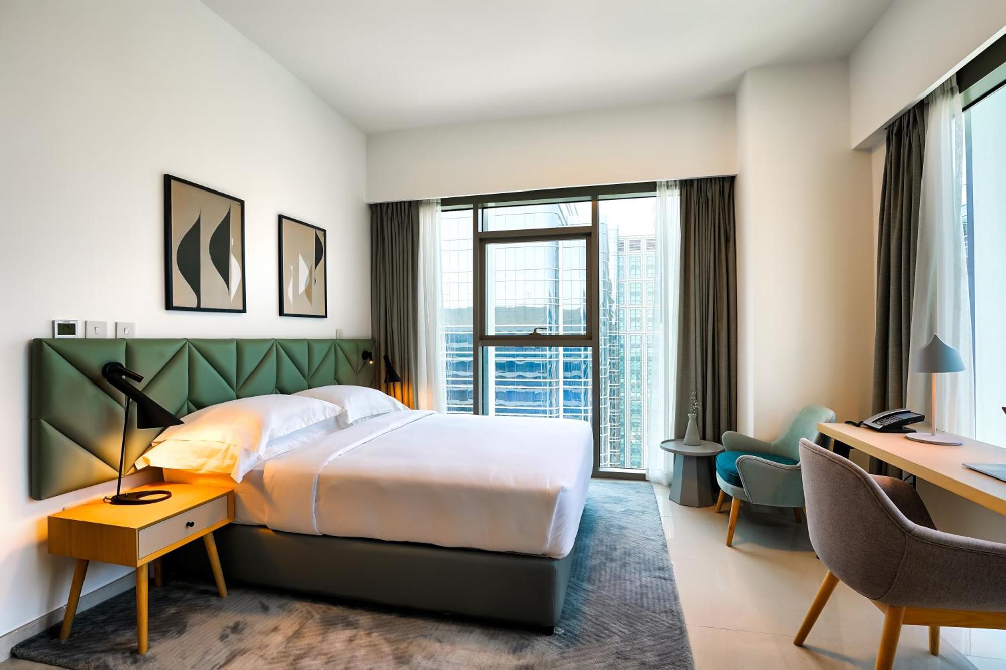 One Bedroom City view King Bed
