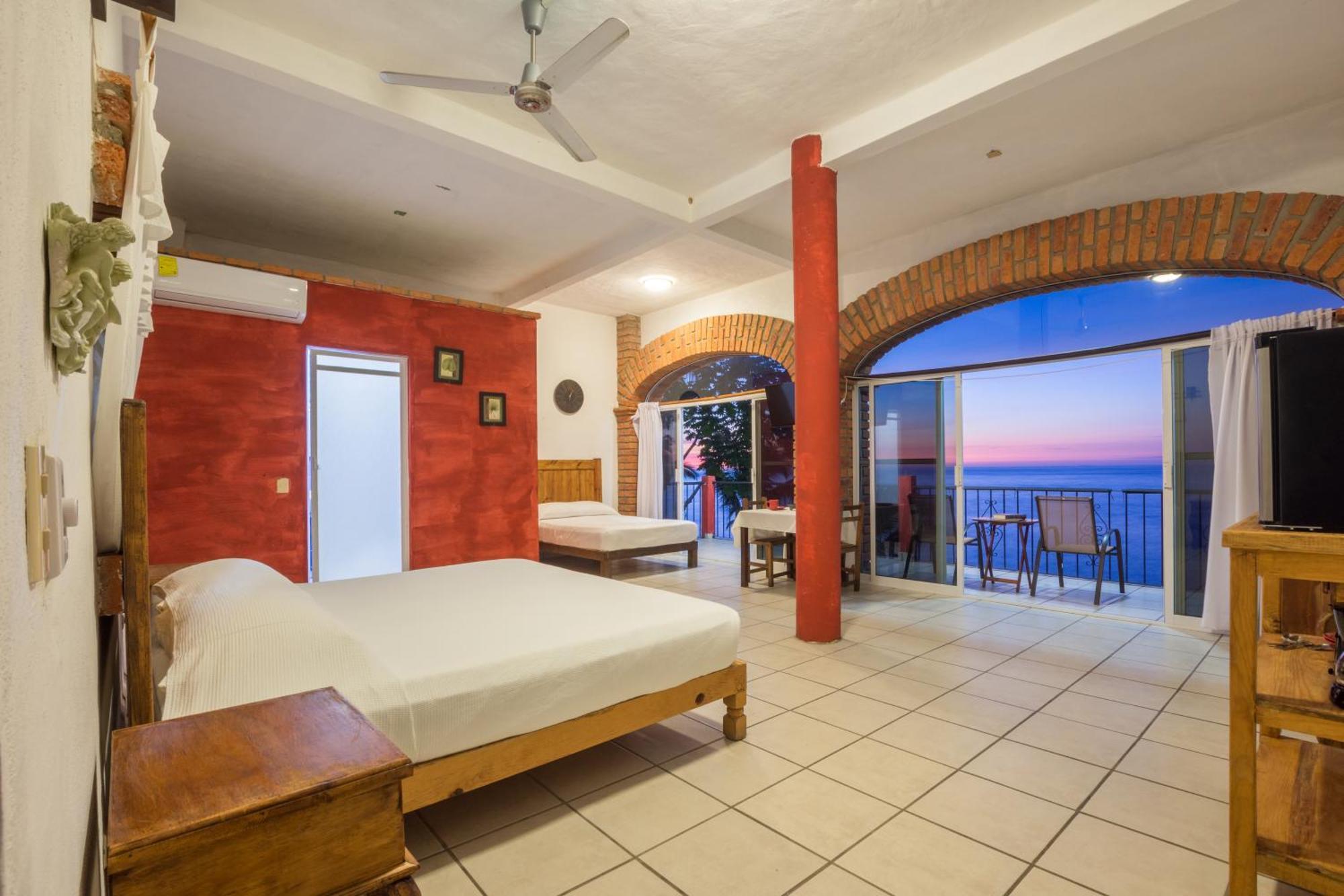 Twin Room with Sea View