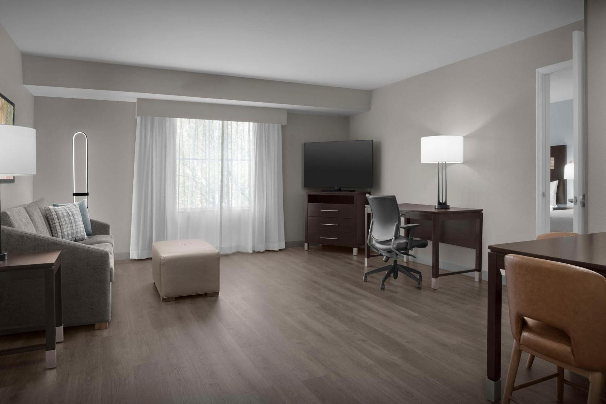 Two-Bedroom Suite,1656194149:JPEG