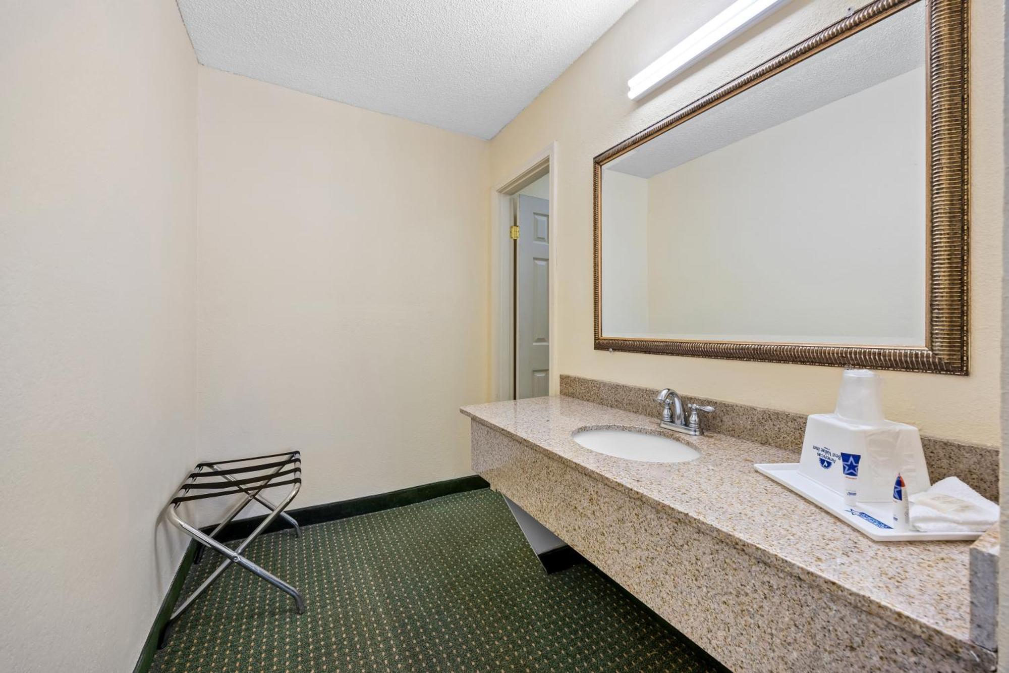 Standard King Room
