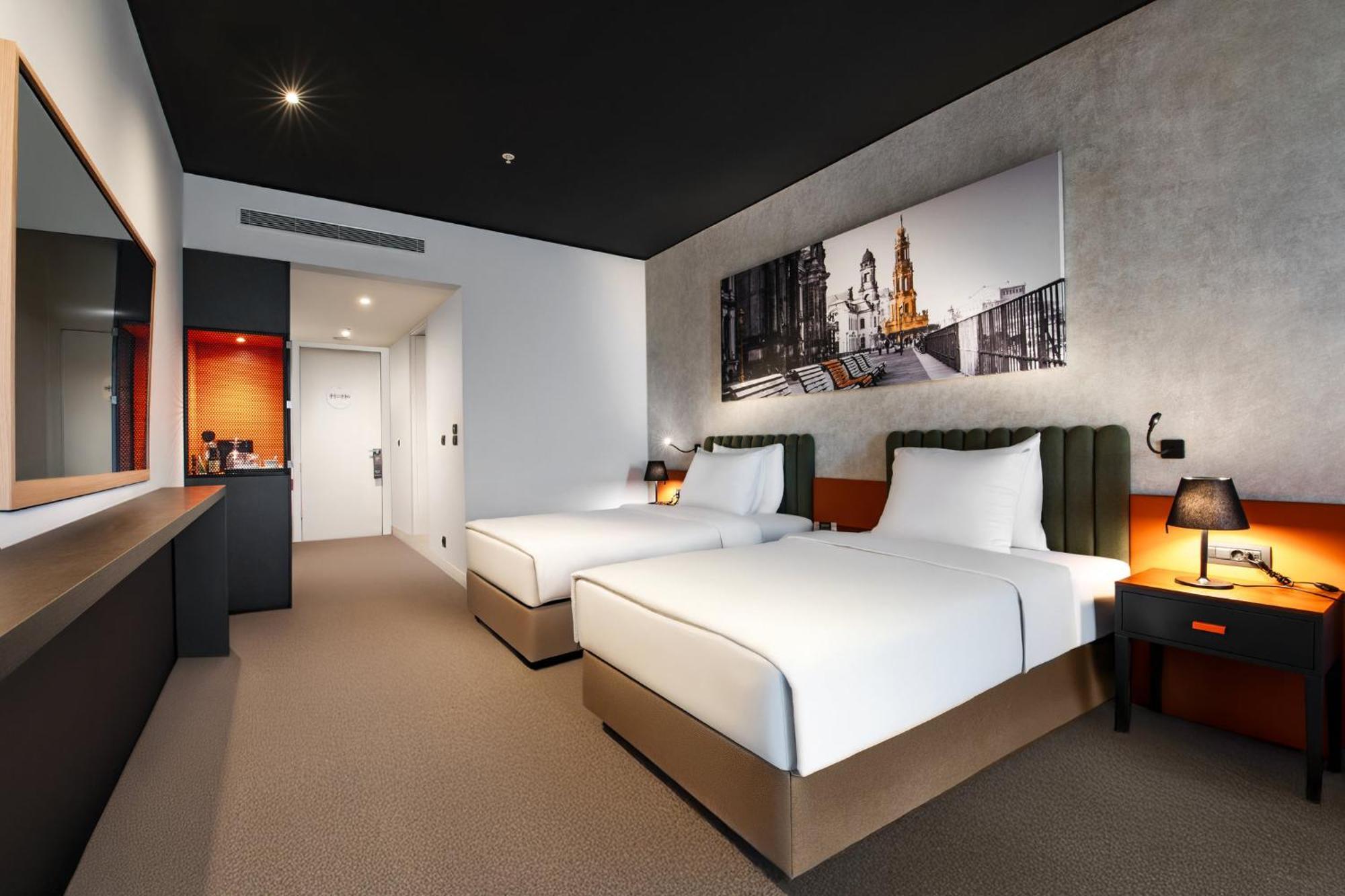 Premium Twin Room