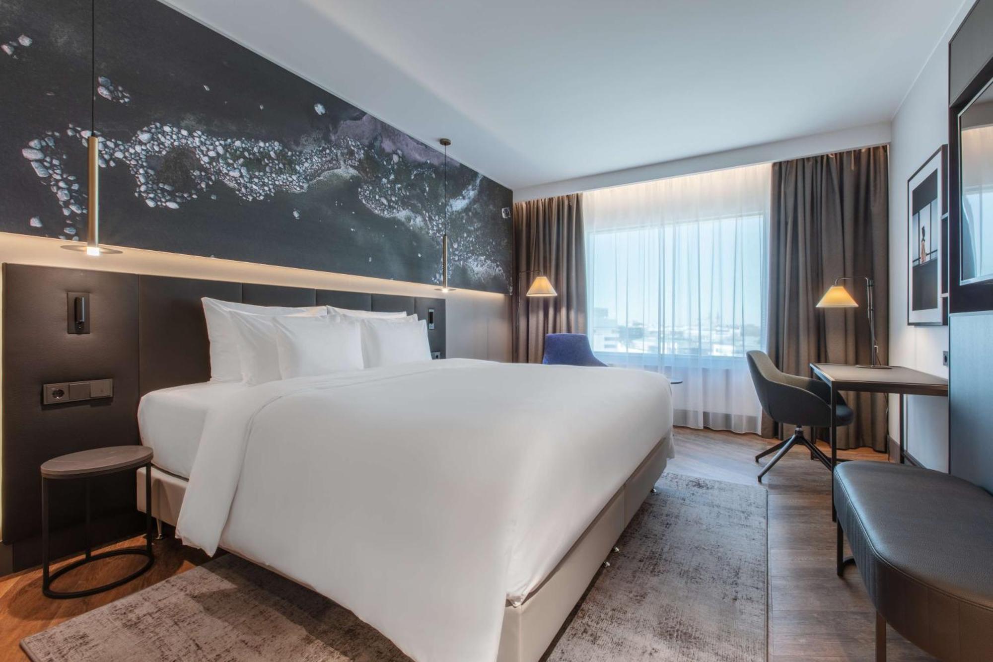 Collection Superior Room with Old Town View
