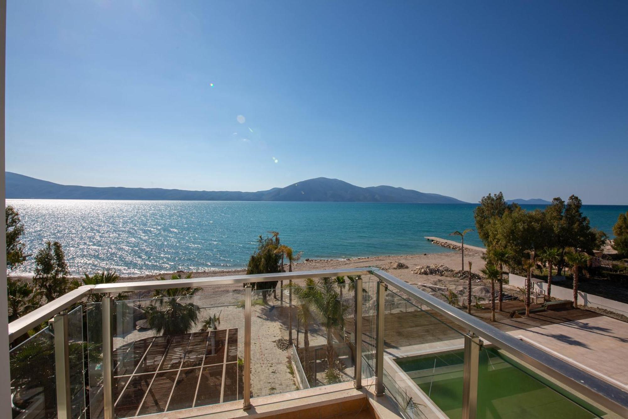 Family Suite with Balcony and Sea View