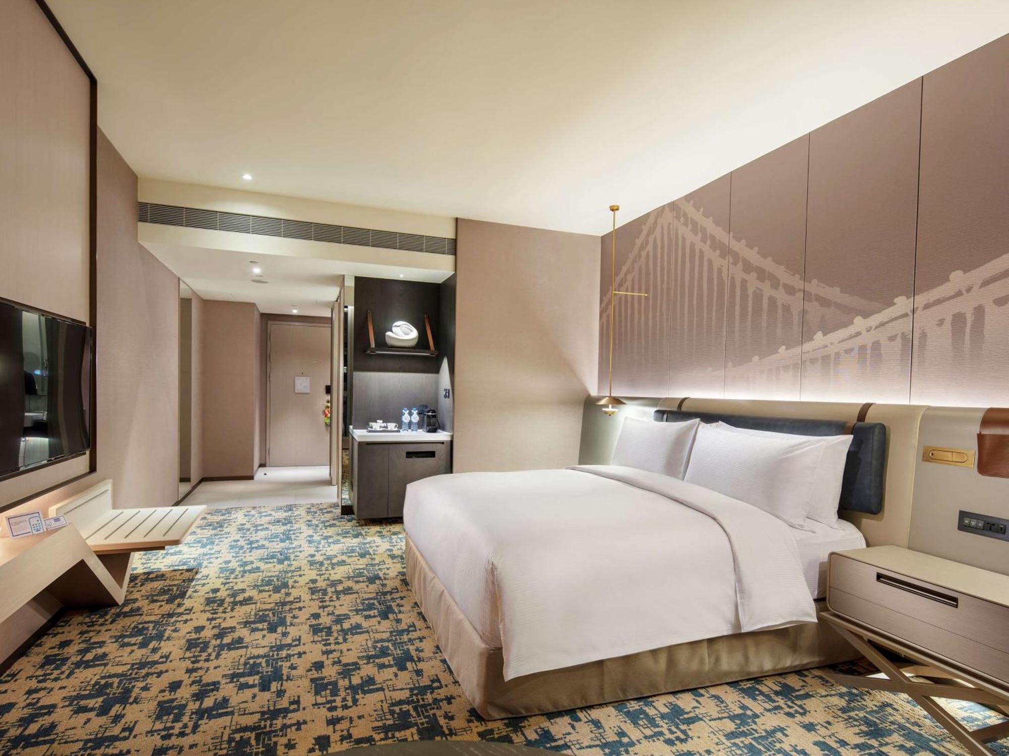 King Guest Room