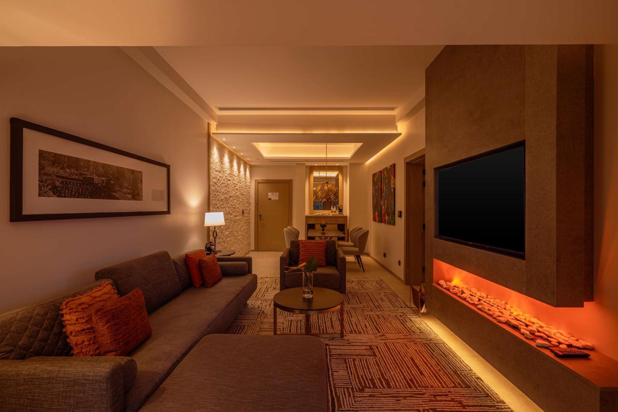 One-Bedroom Kwetu King Suite