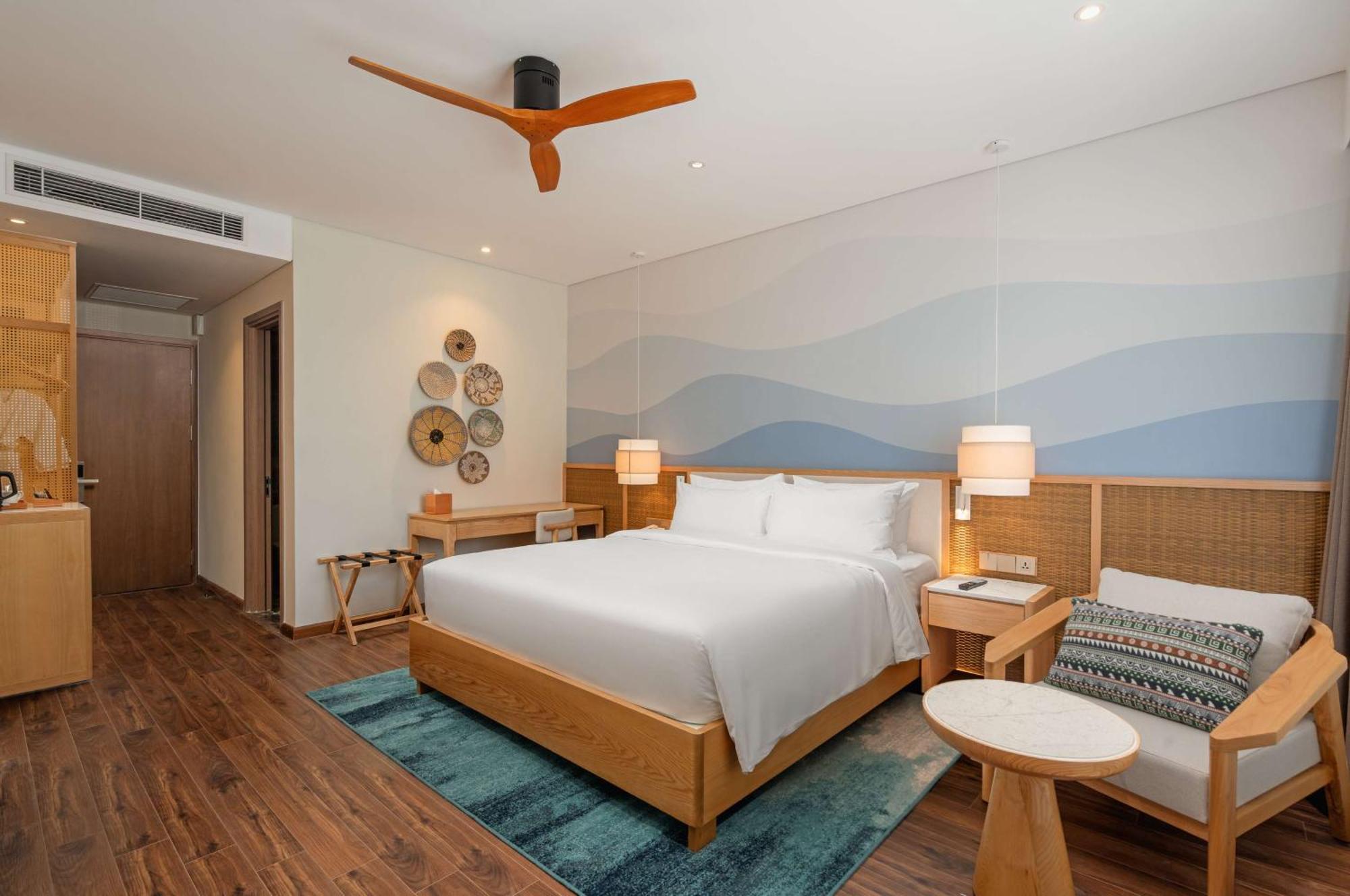 Superior Room with Garden View