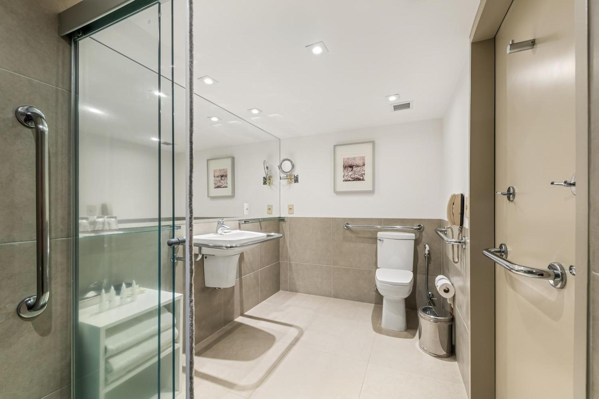 Classic King Room - Accessible