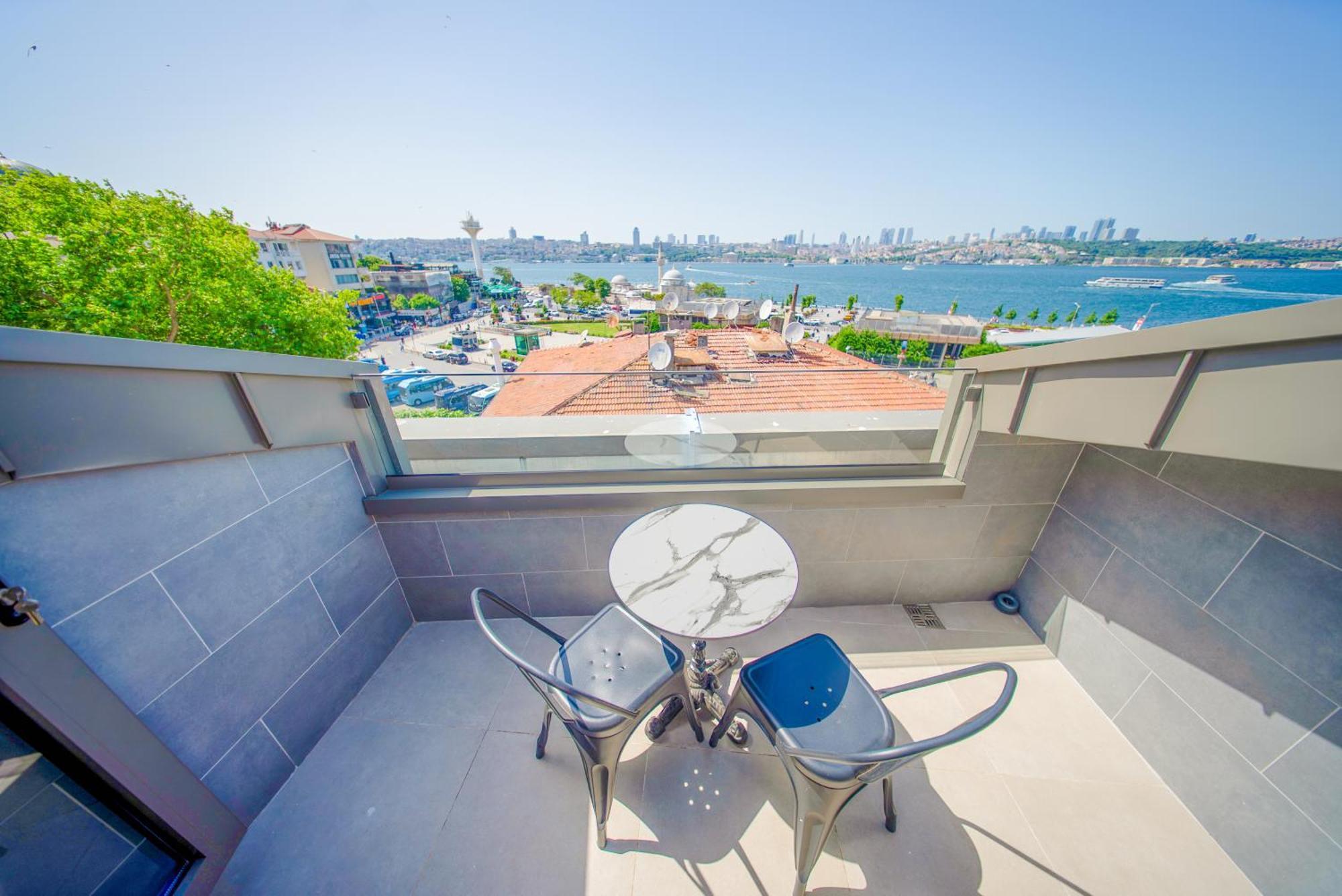 King Suite with Balcony