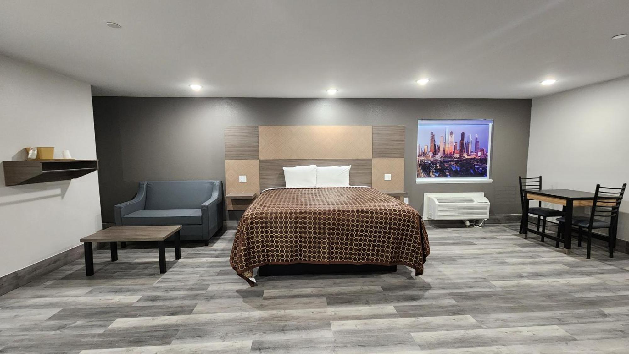 Superior King Room