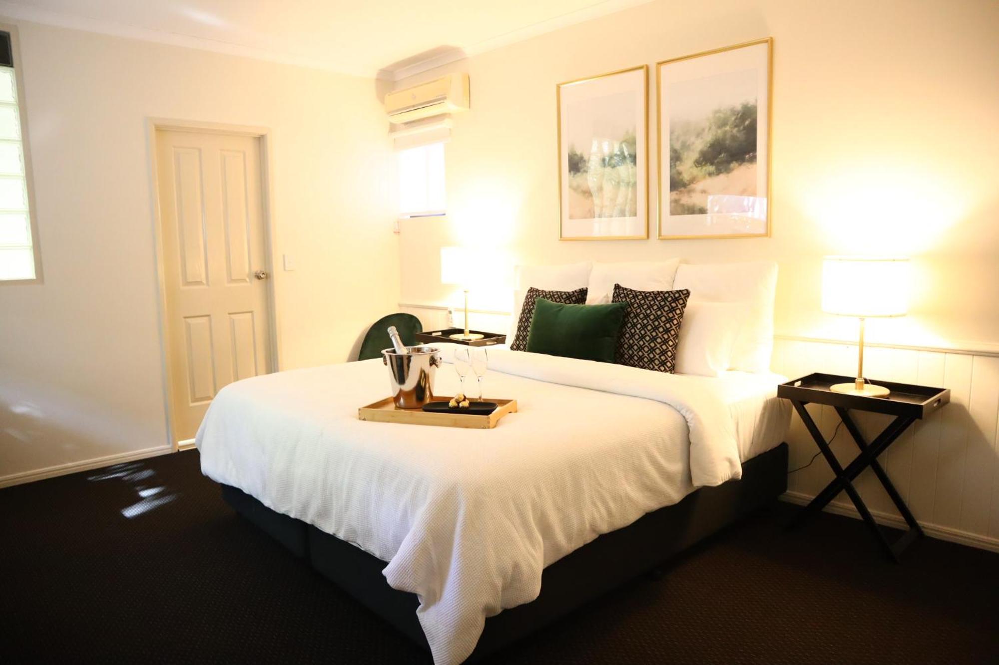Special offer - Deluxe Queen Room