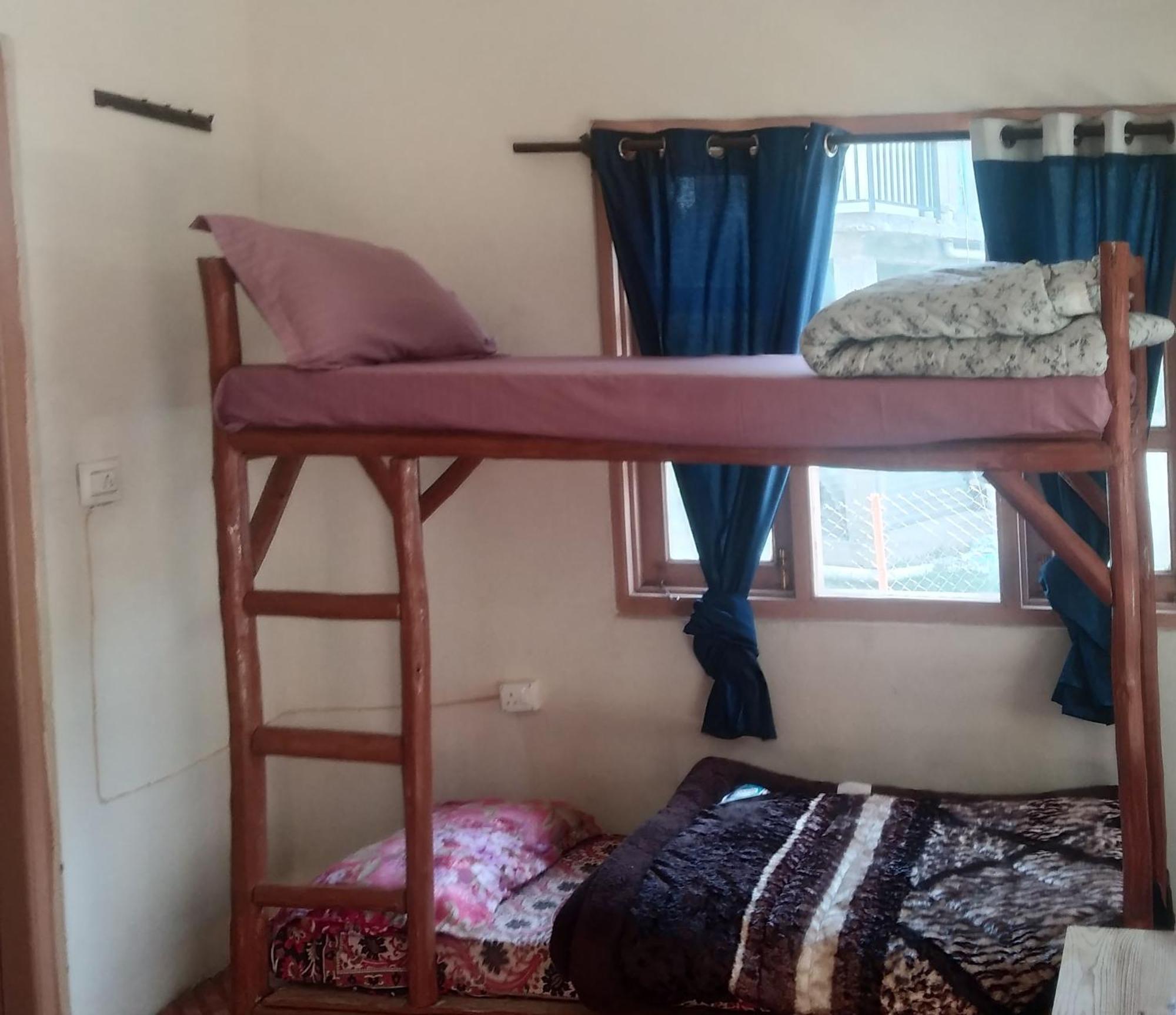 Bed in 6-Bed Mixed Dormitory Room