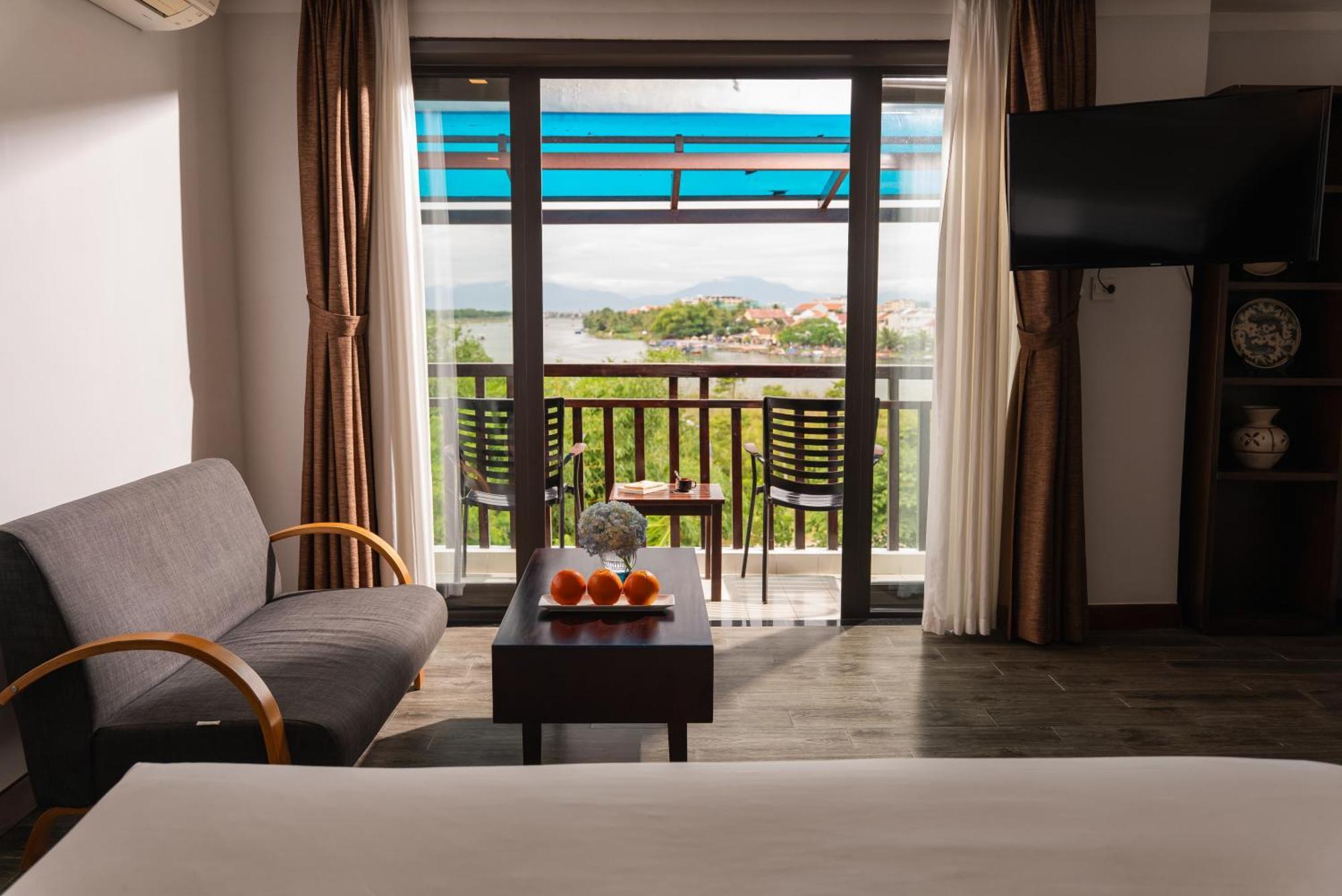 Double or Twin Room with Balcony