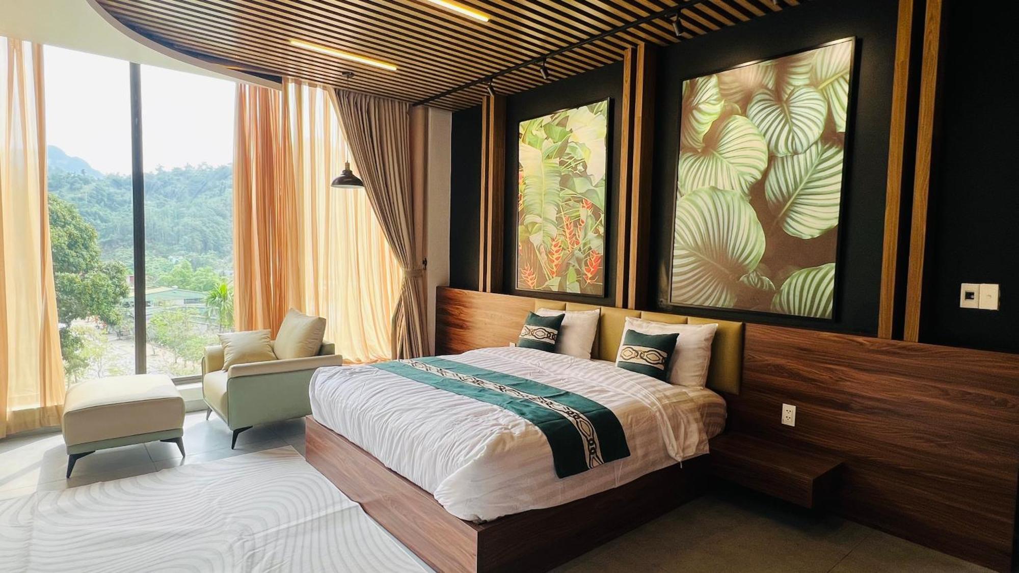 Deluxe Double Room with Bath
