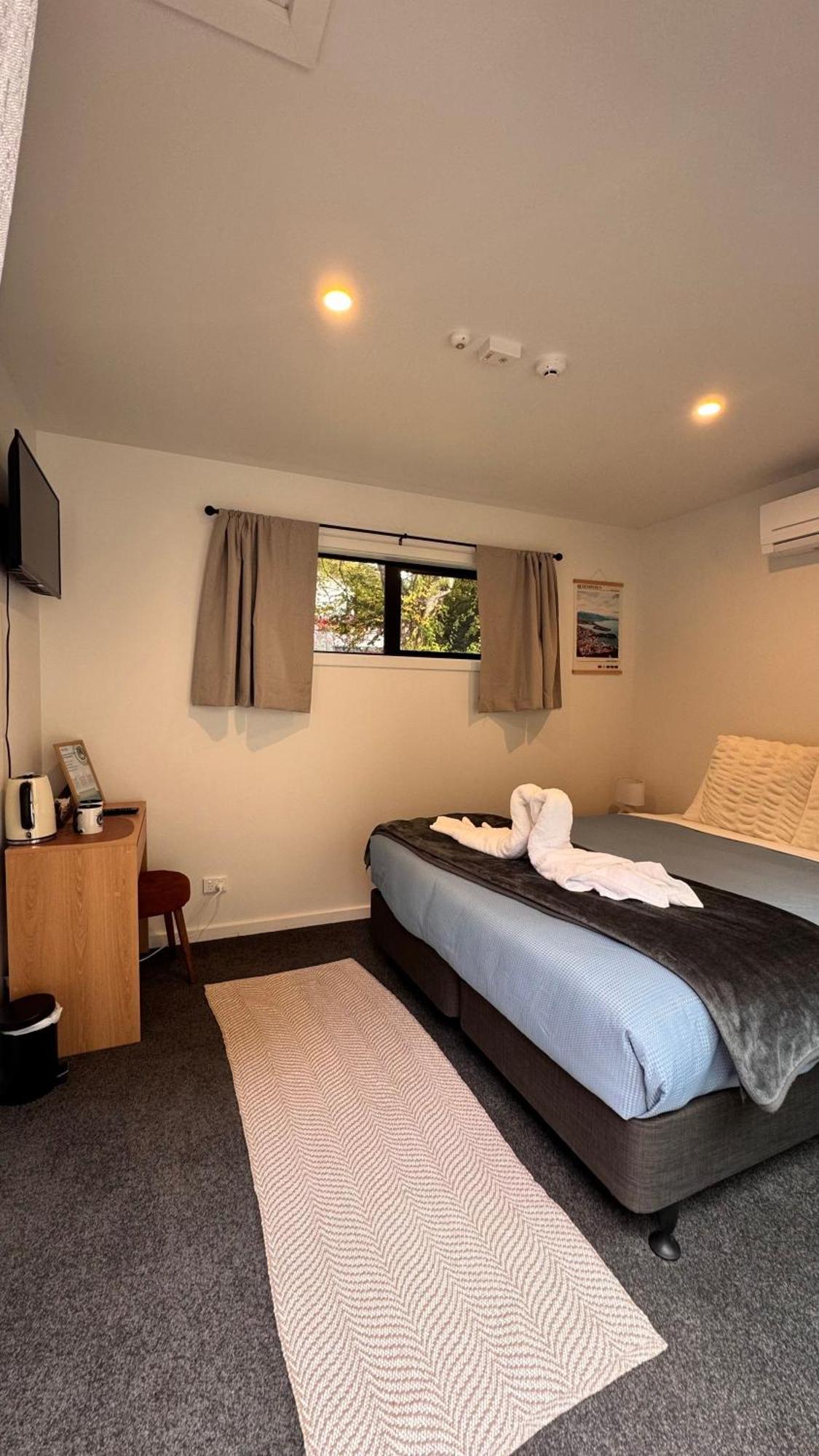 Double or Twin Room with Private Bathroom