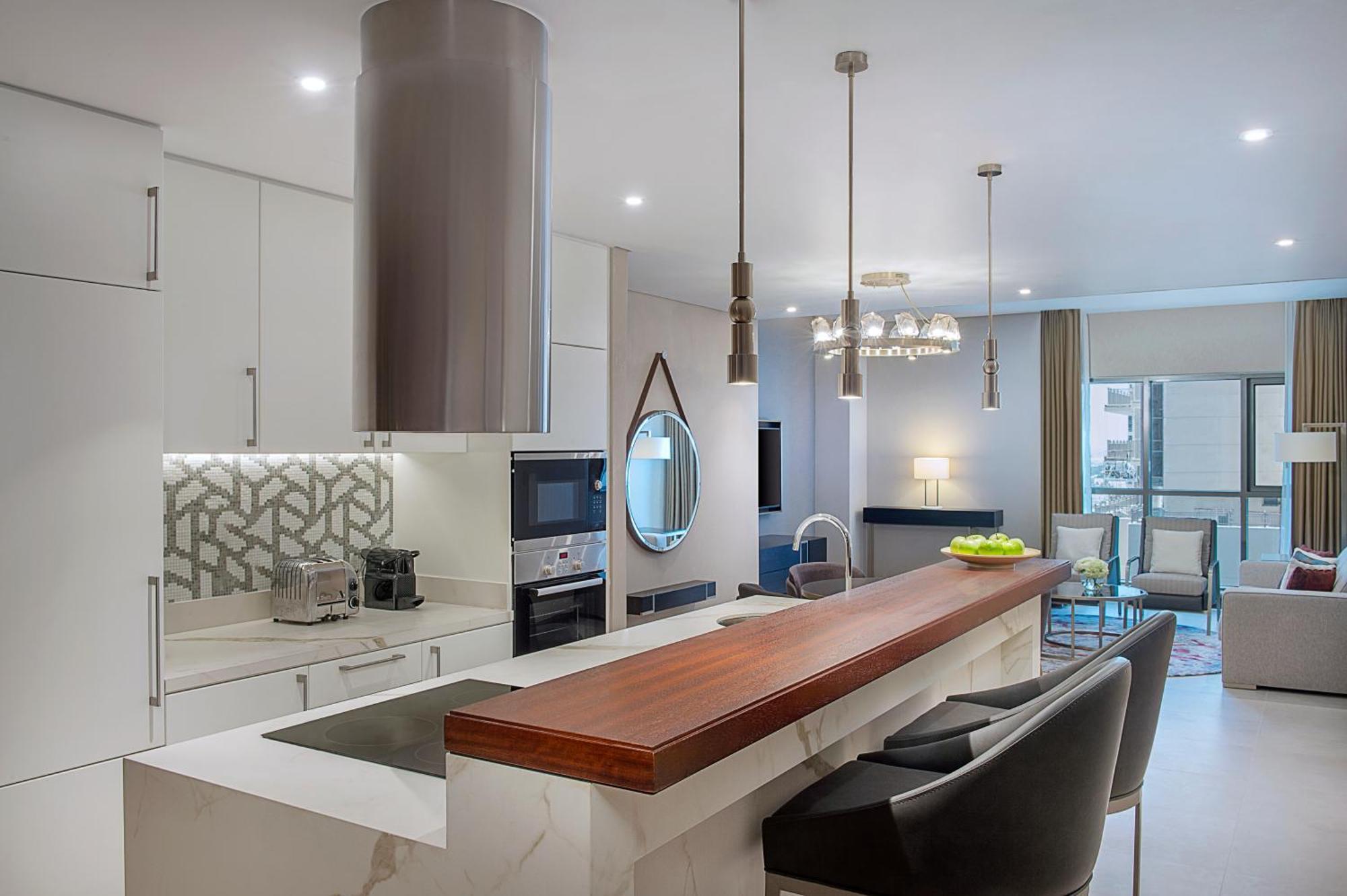 Superior One-Bedroom Suite with Balcony and Sea View
