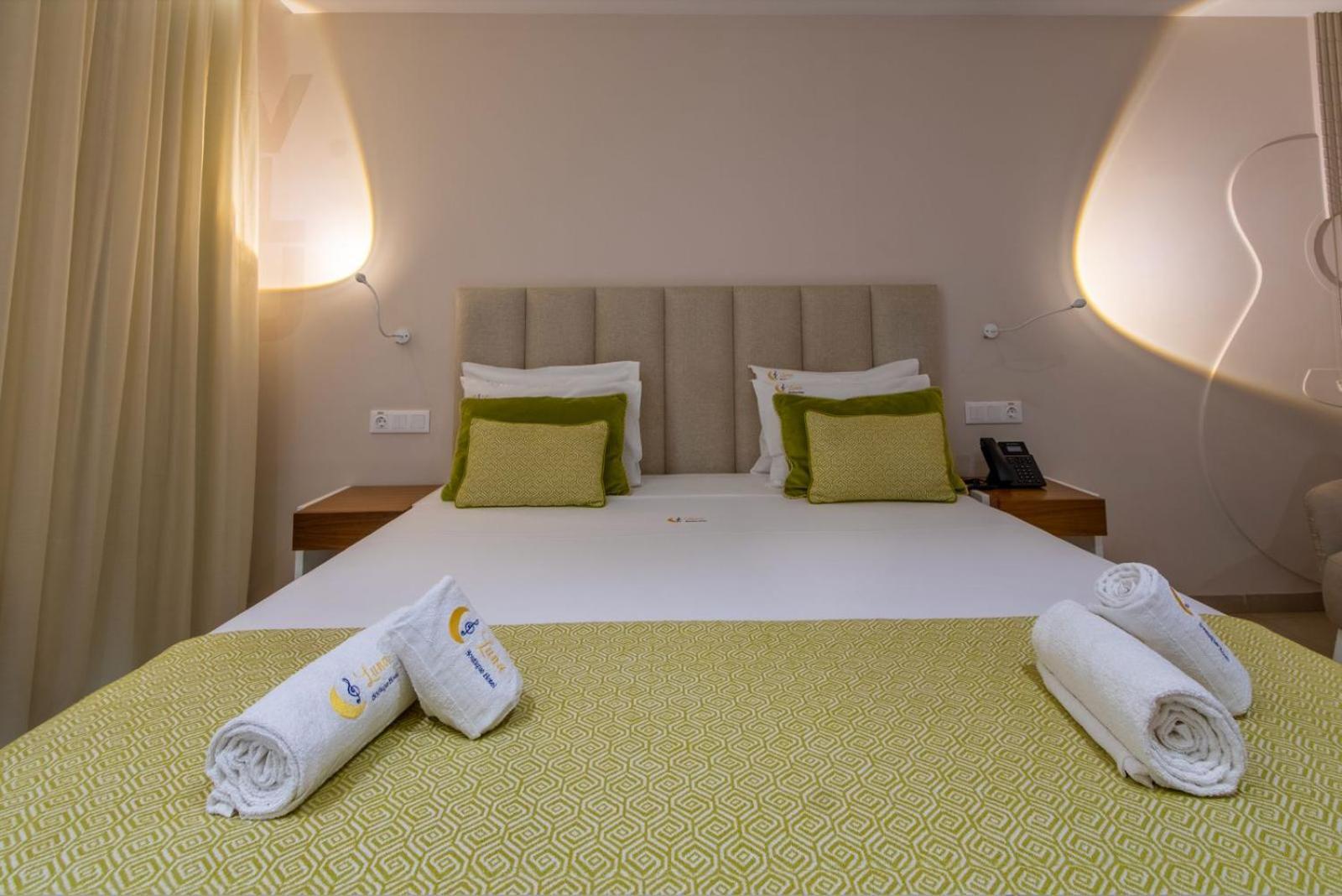Deluxe Double Room with Sea View