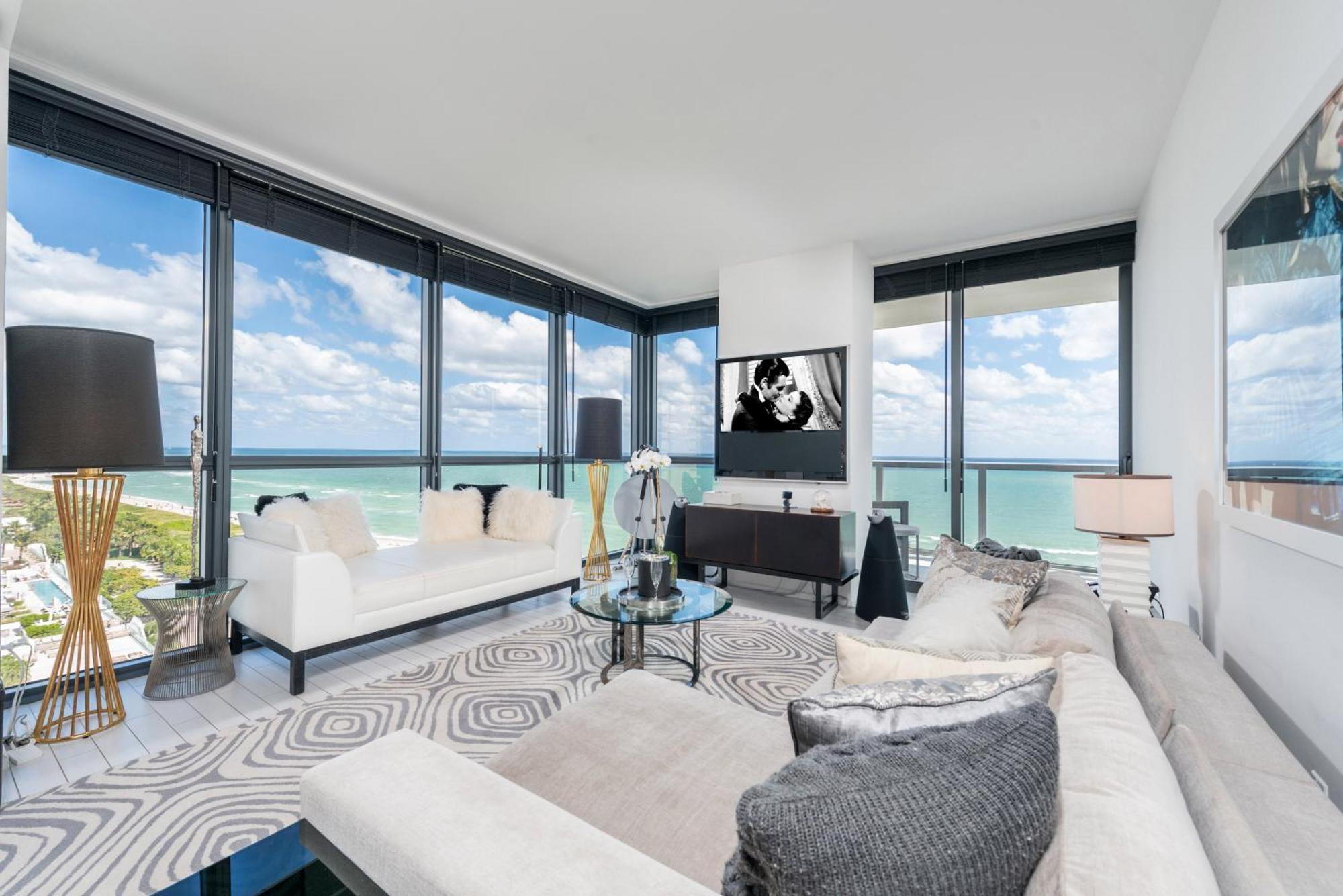 Three-Bedroom Suite with Ocean View