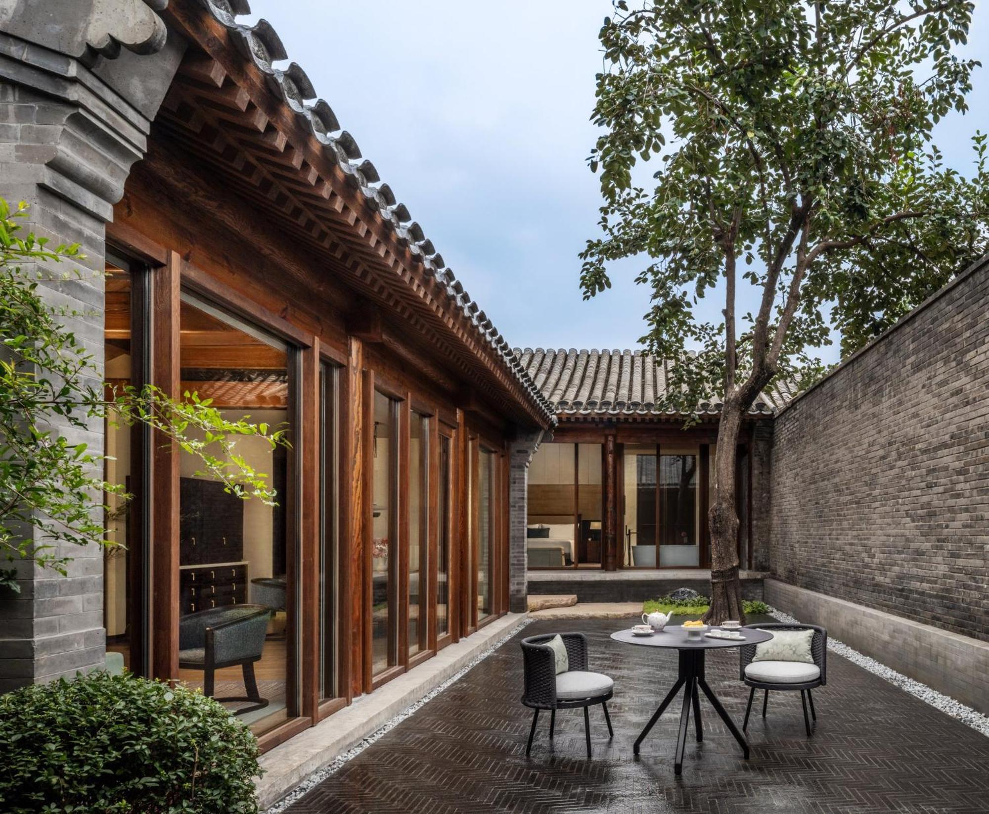 Mandarin Courtyard