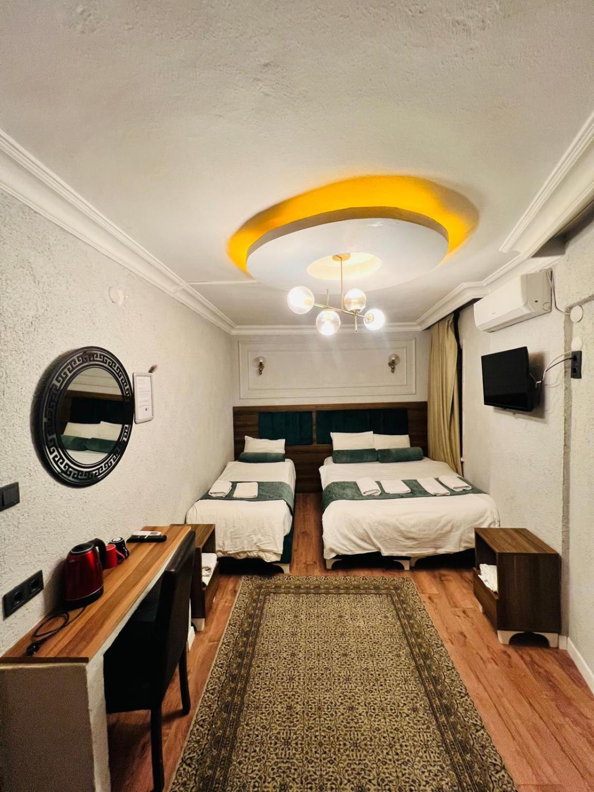Quadruple Room with Sea View