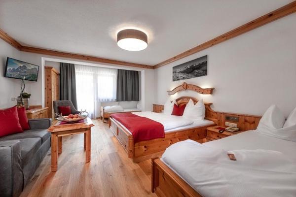 Quadruple Room with Balcony