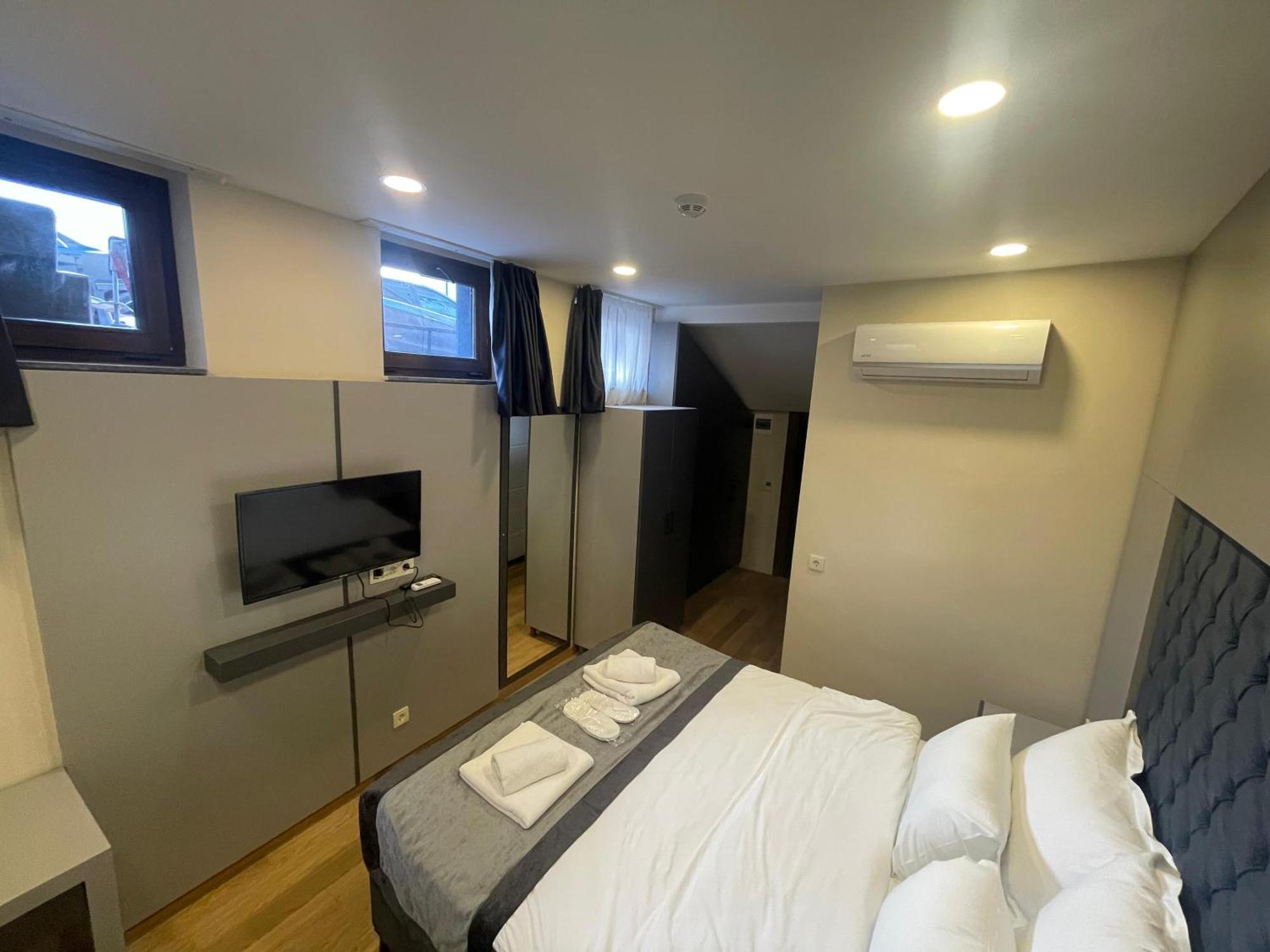 Large Double Room