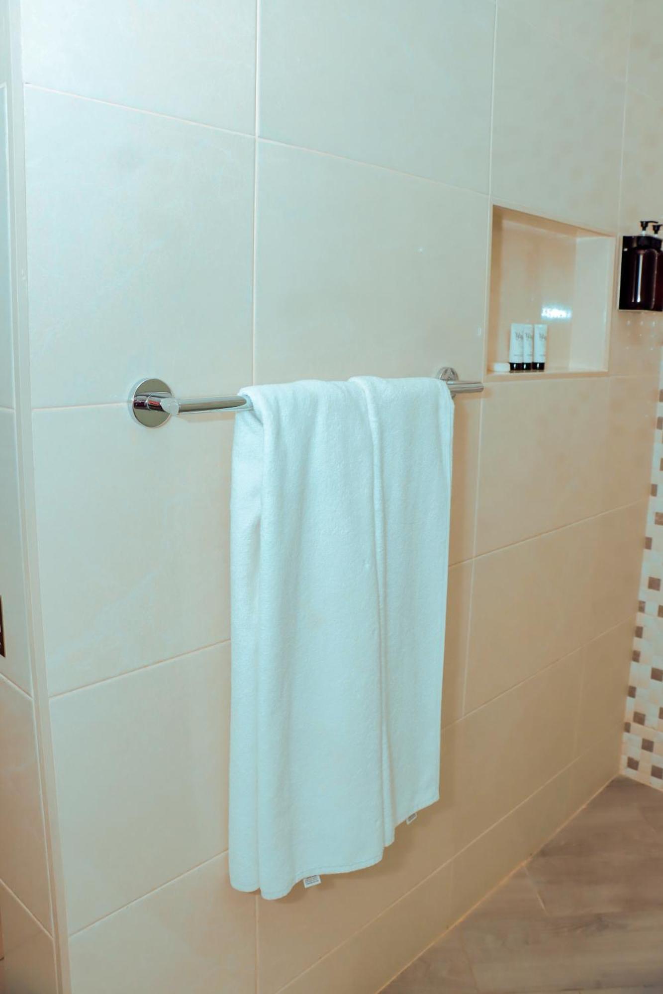 Executive Queen Room