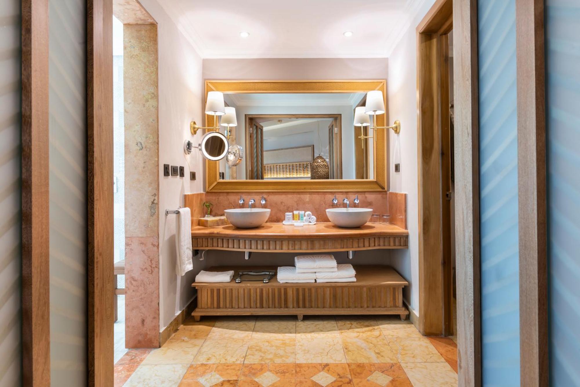 Onyx Suite