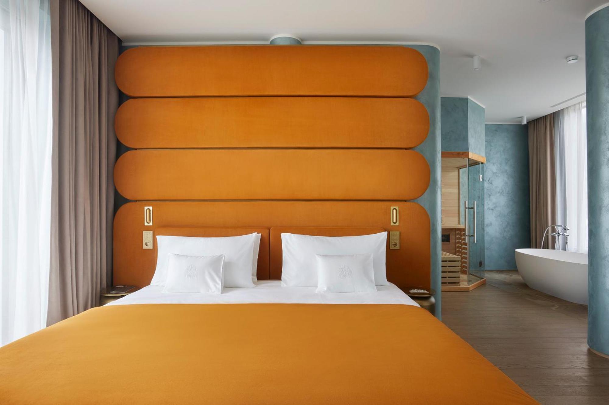 Suite with Sauna