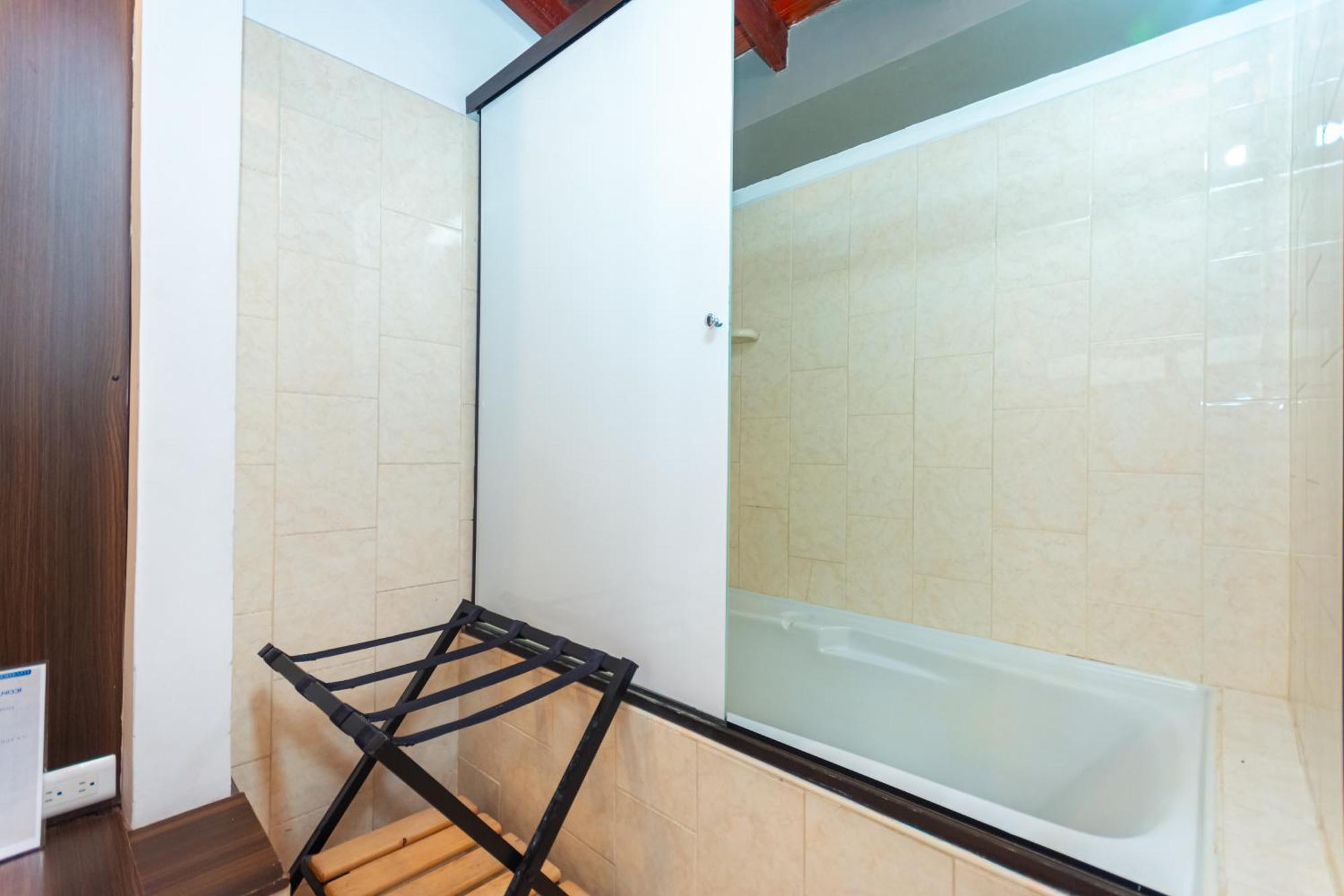 Deluxe Double Room with Bath