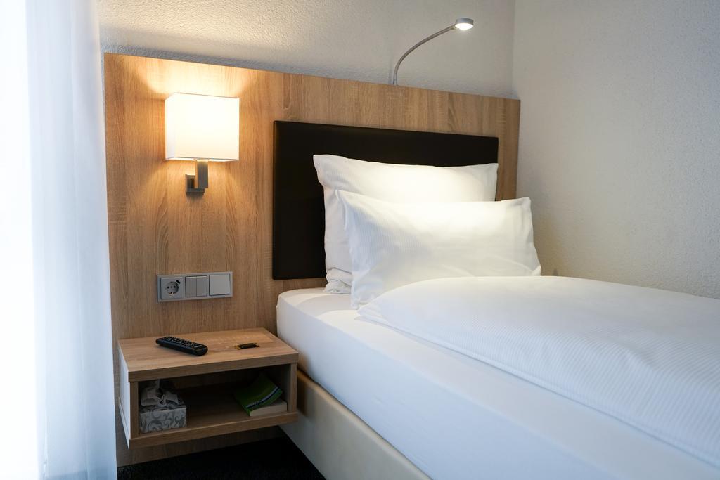 Economy Single Room