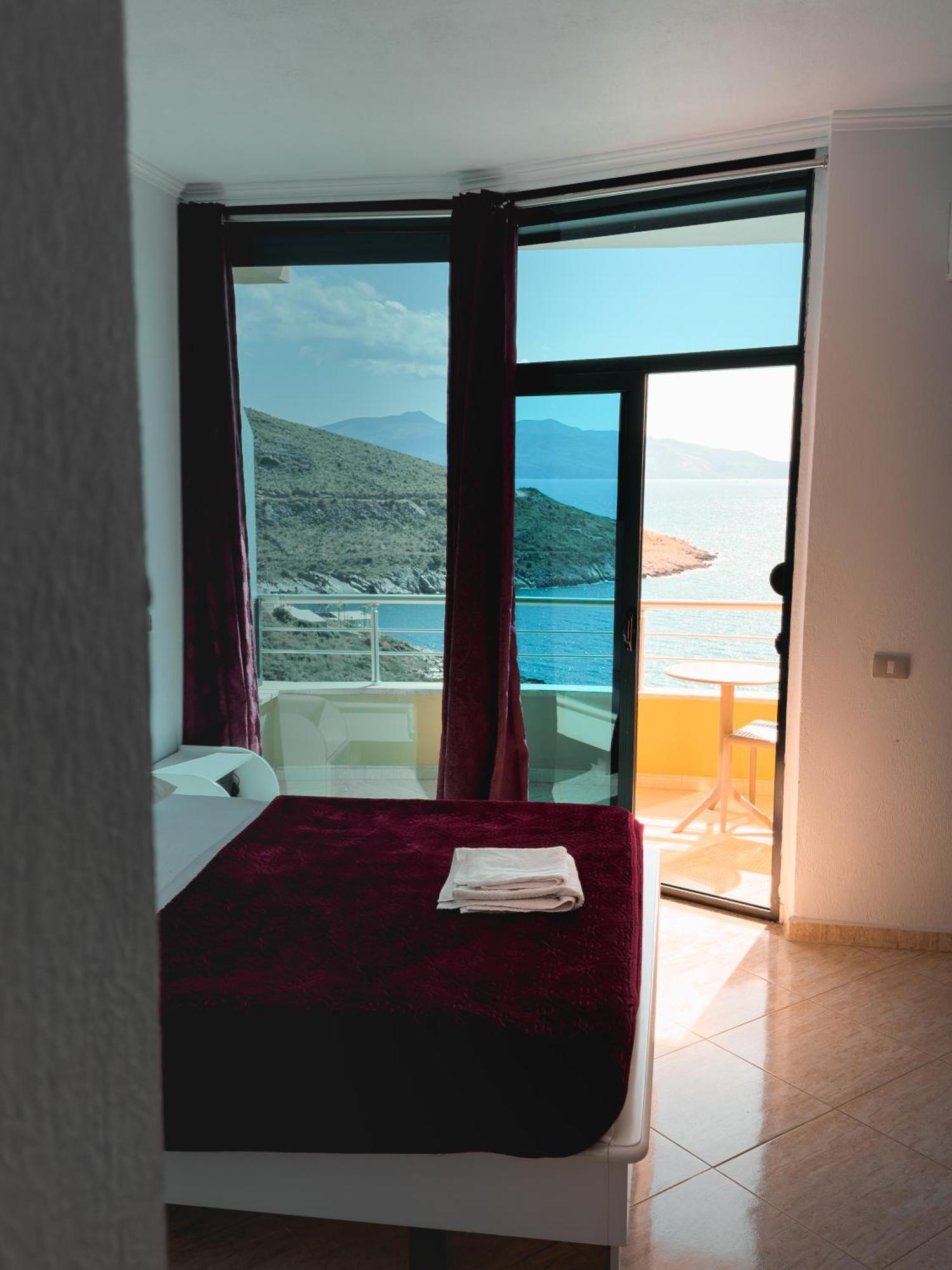 Panoramic Triple Room with Balcony and Sea View