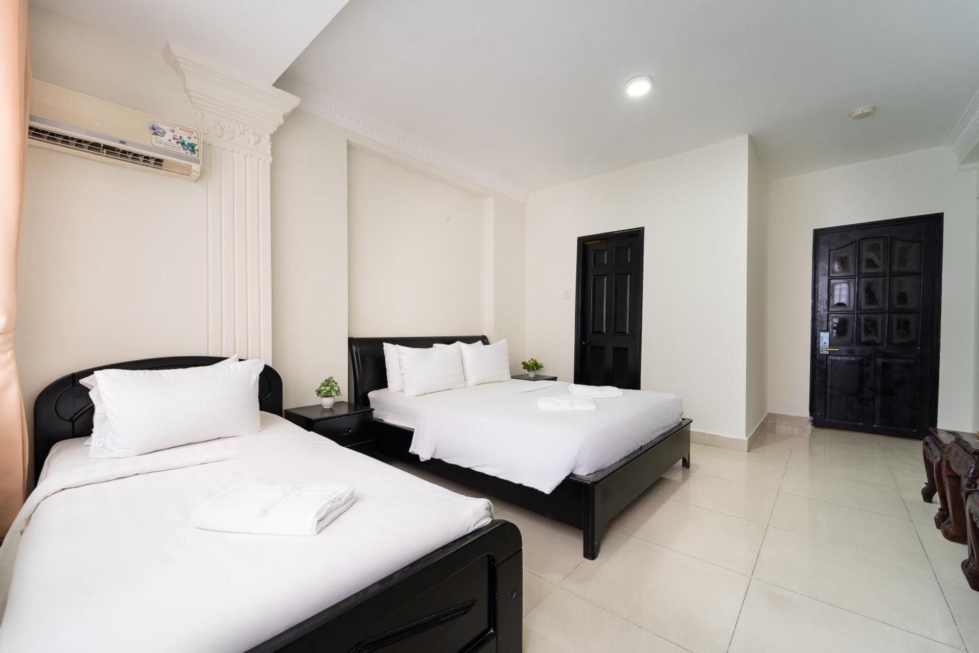Superior Double or Twin Room with City View