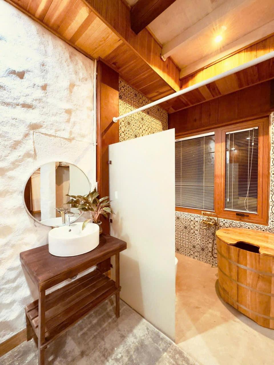 Mixed Dormitory Room