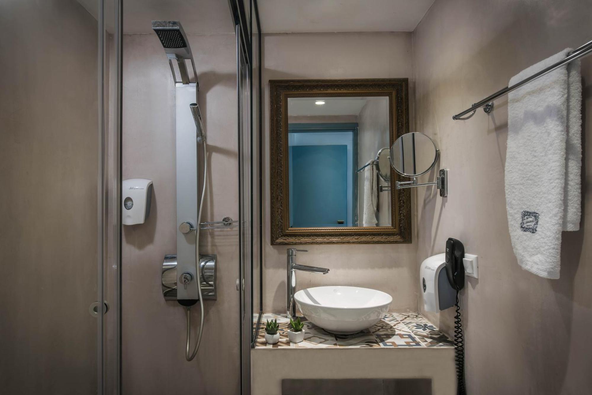 Triple Room with Balcony
